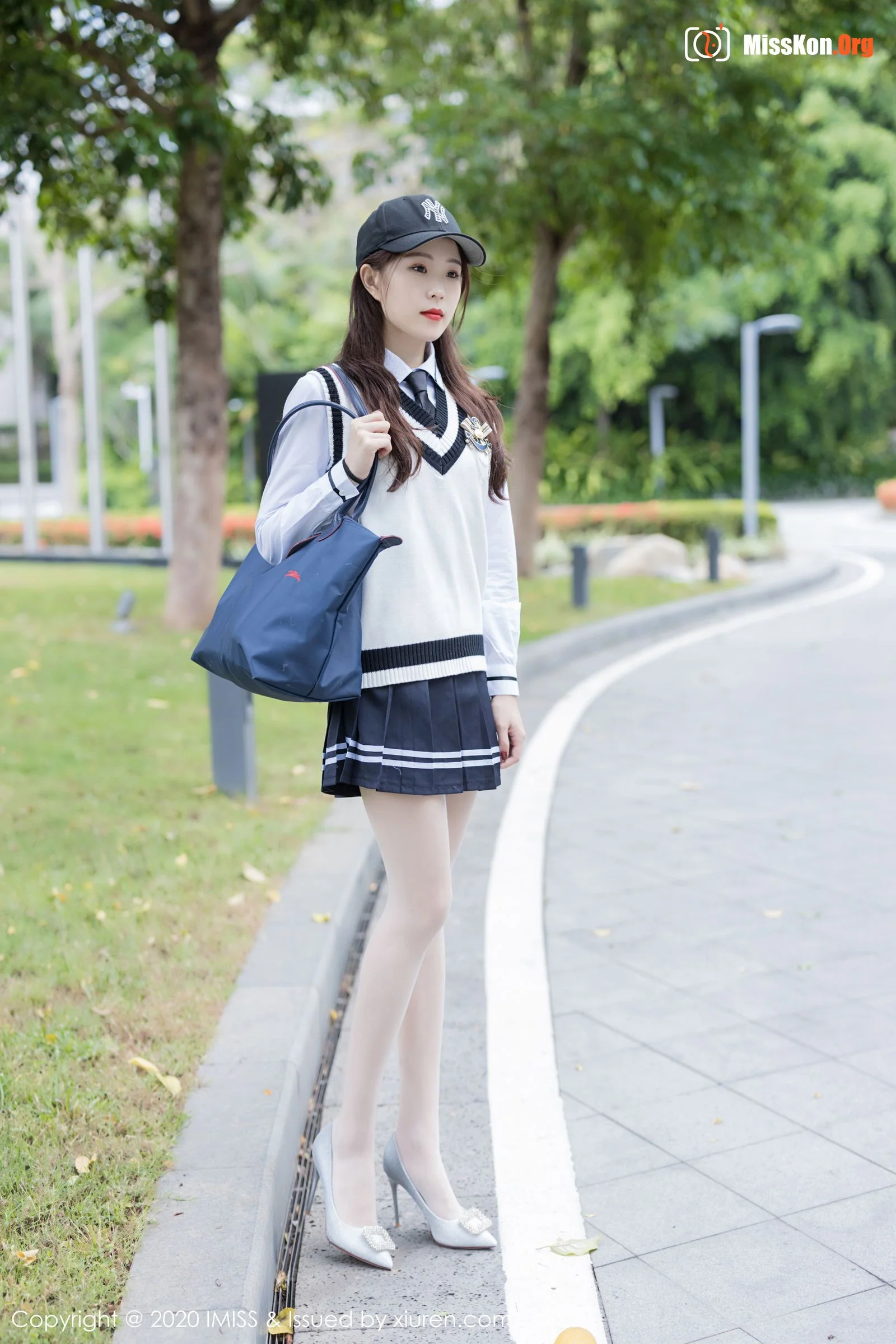 Yang Ziyan - Photo 2