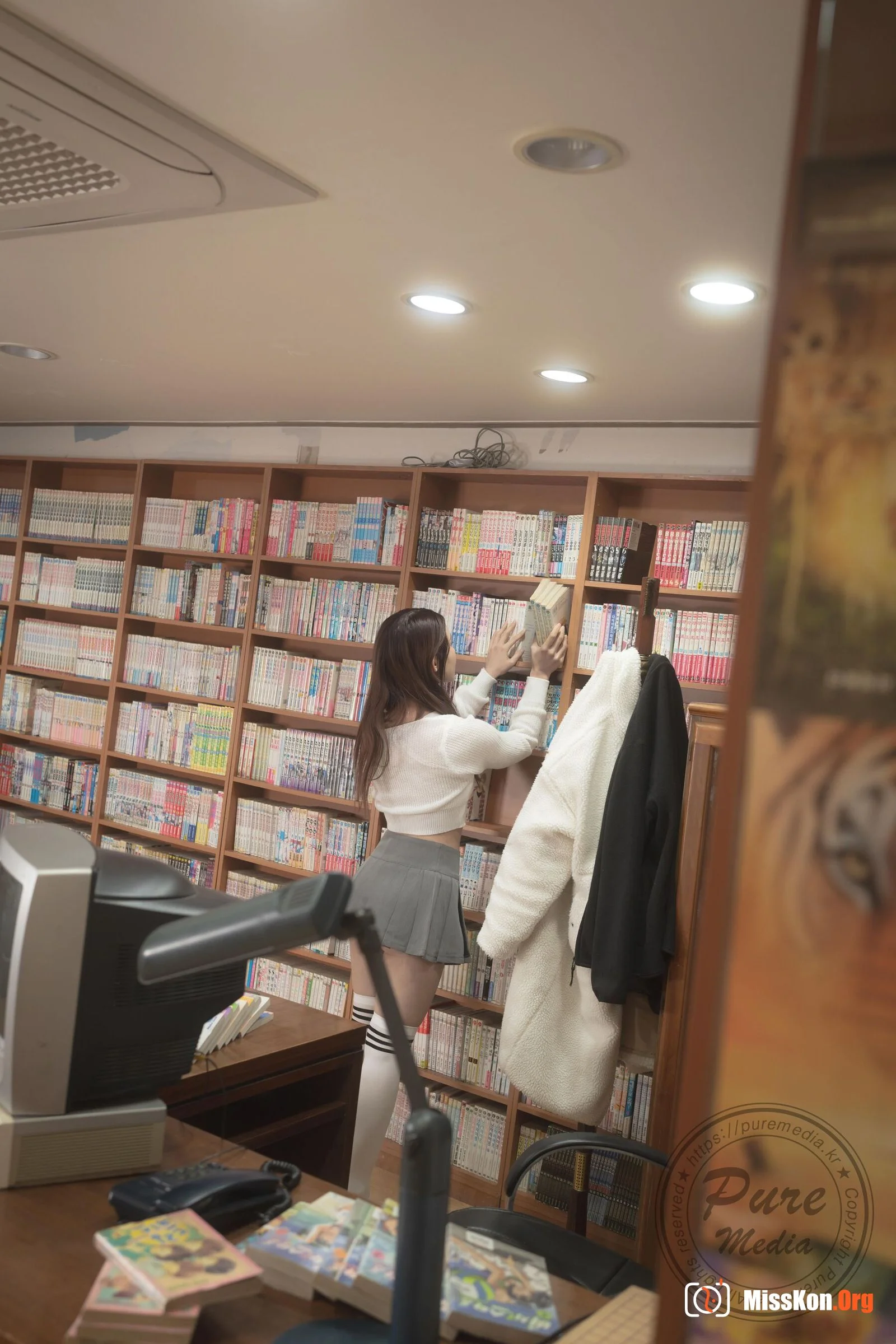 Yeha: Dreaming with library girl - Photo 2