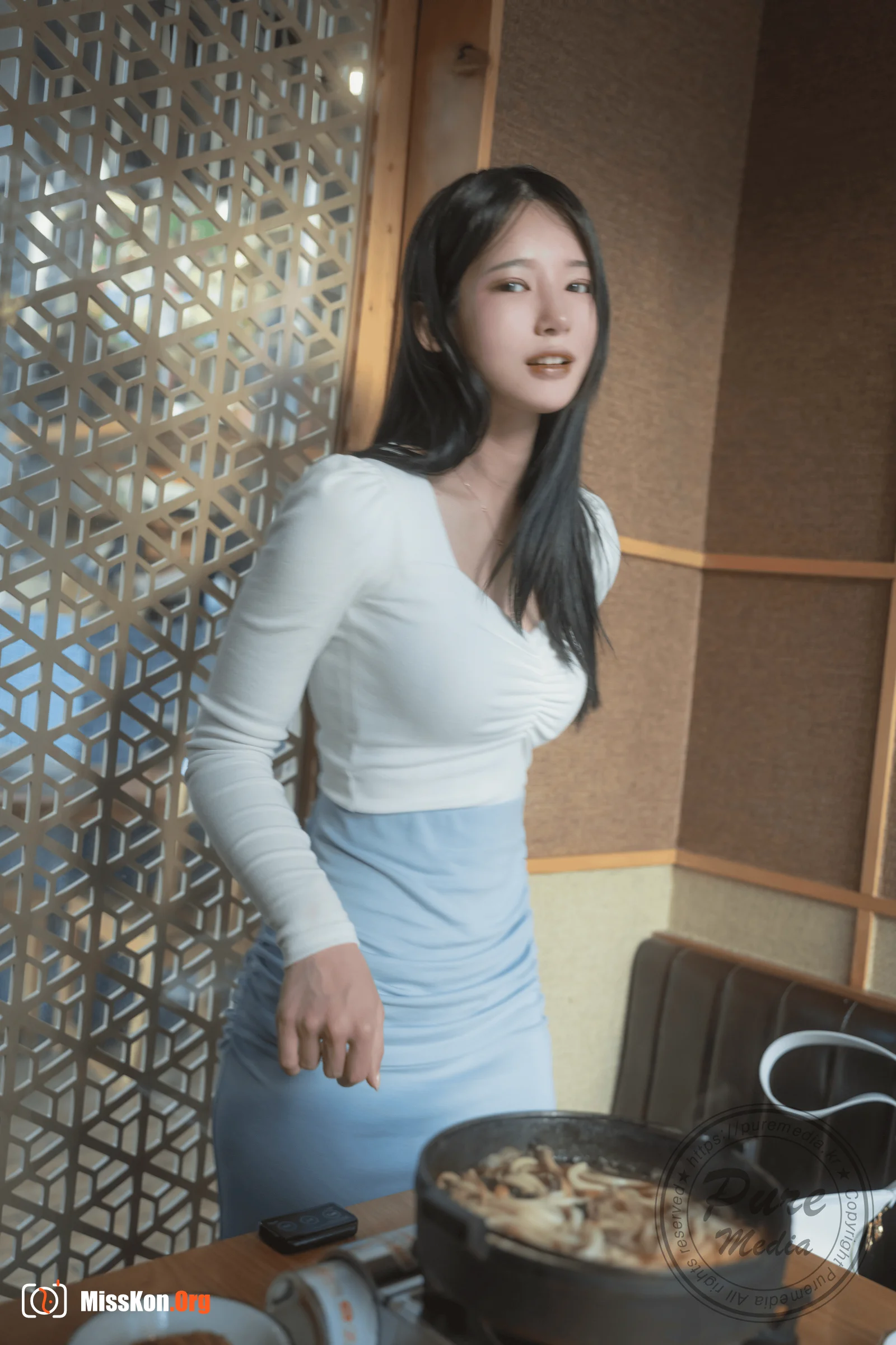 Yeha: Kidnapped Basement Office Girl - Photo 11