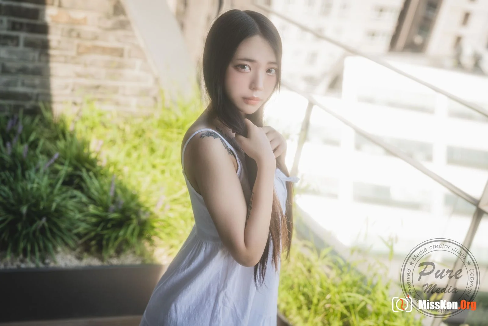 Yeon Hwa - Photo 2