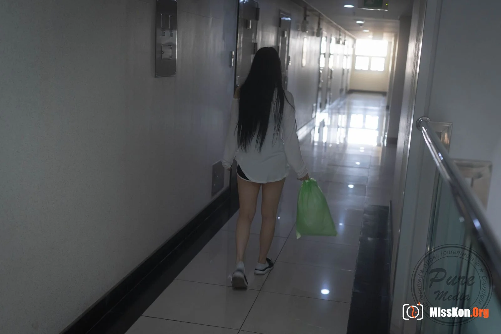 Yeon Hwa - Photo 8