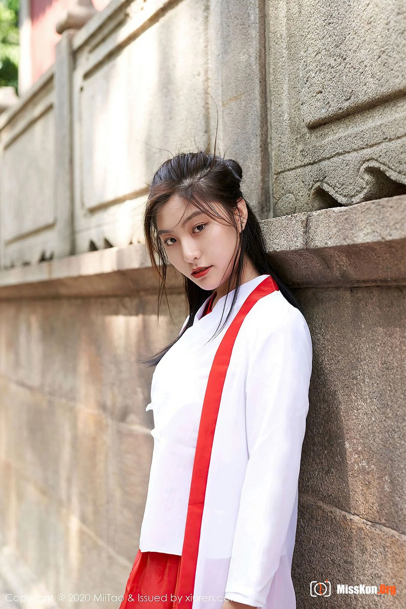 Yin Yin - Photo 3