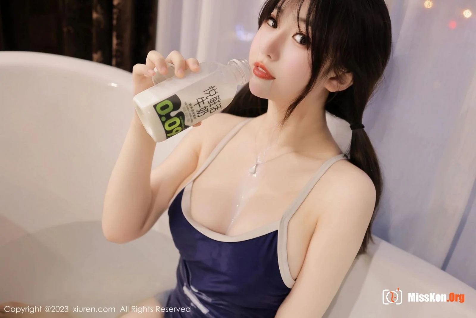 Young - Photo 30