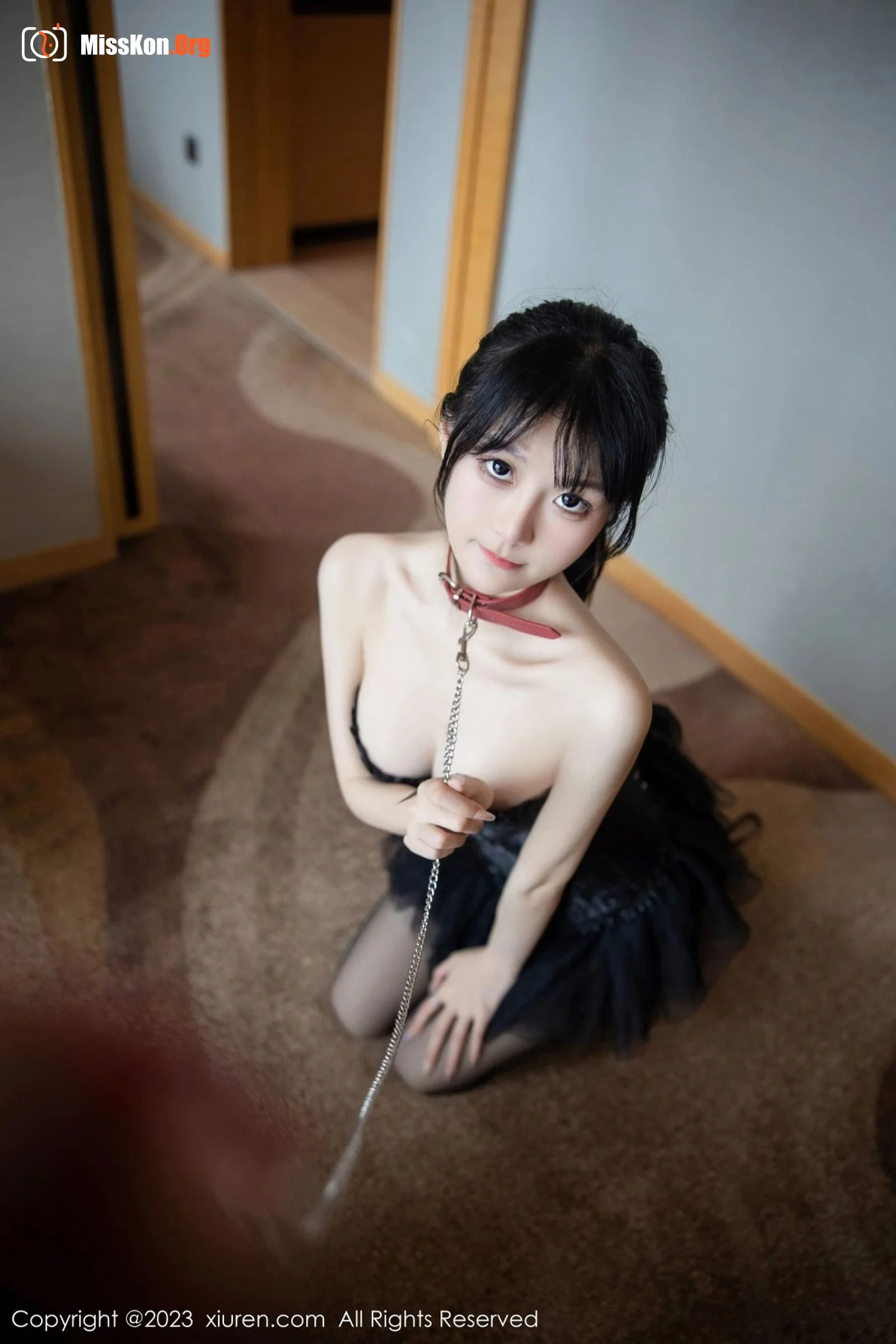 young - Photo 16