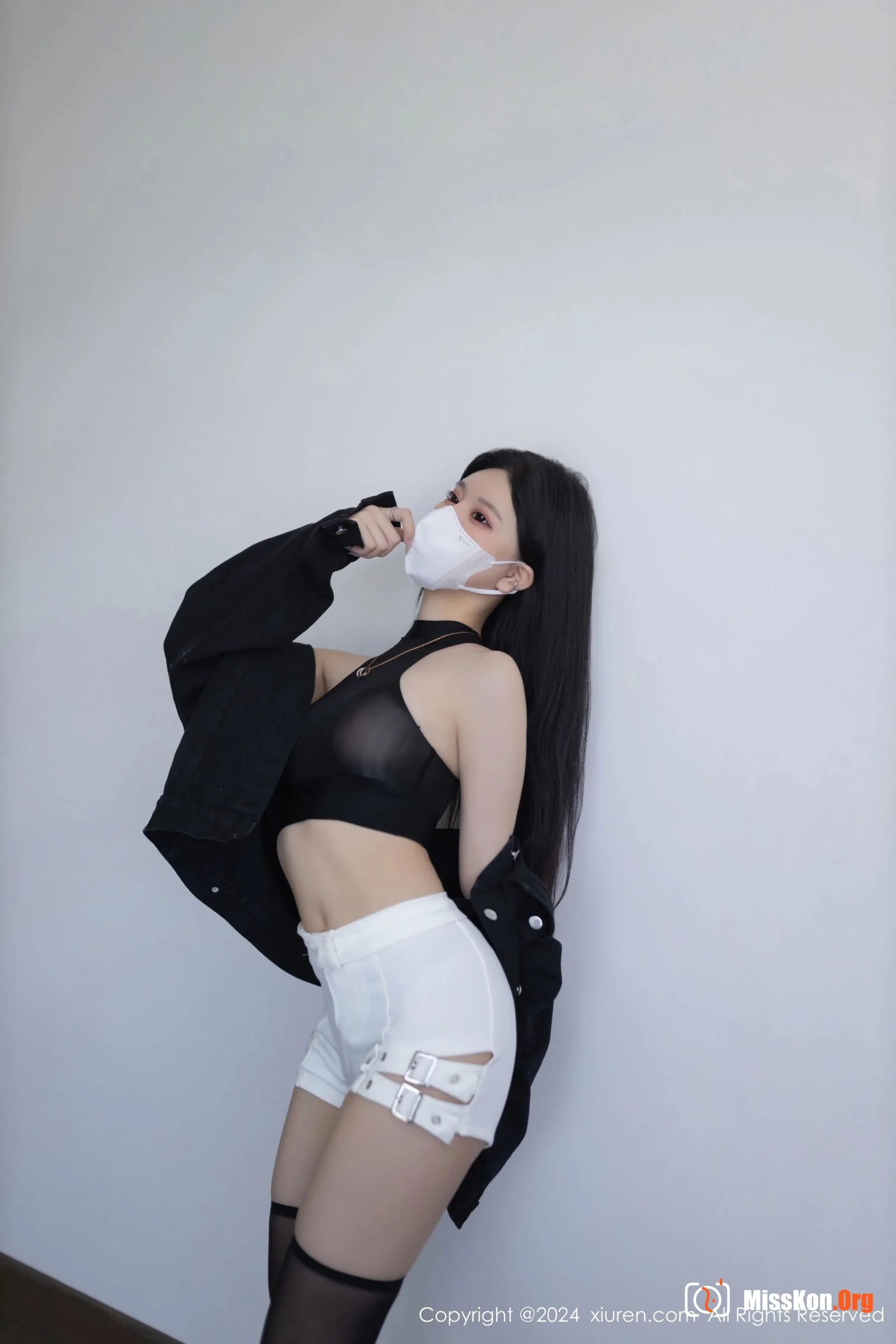 Young - Photo 14