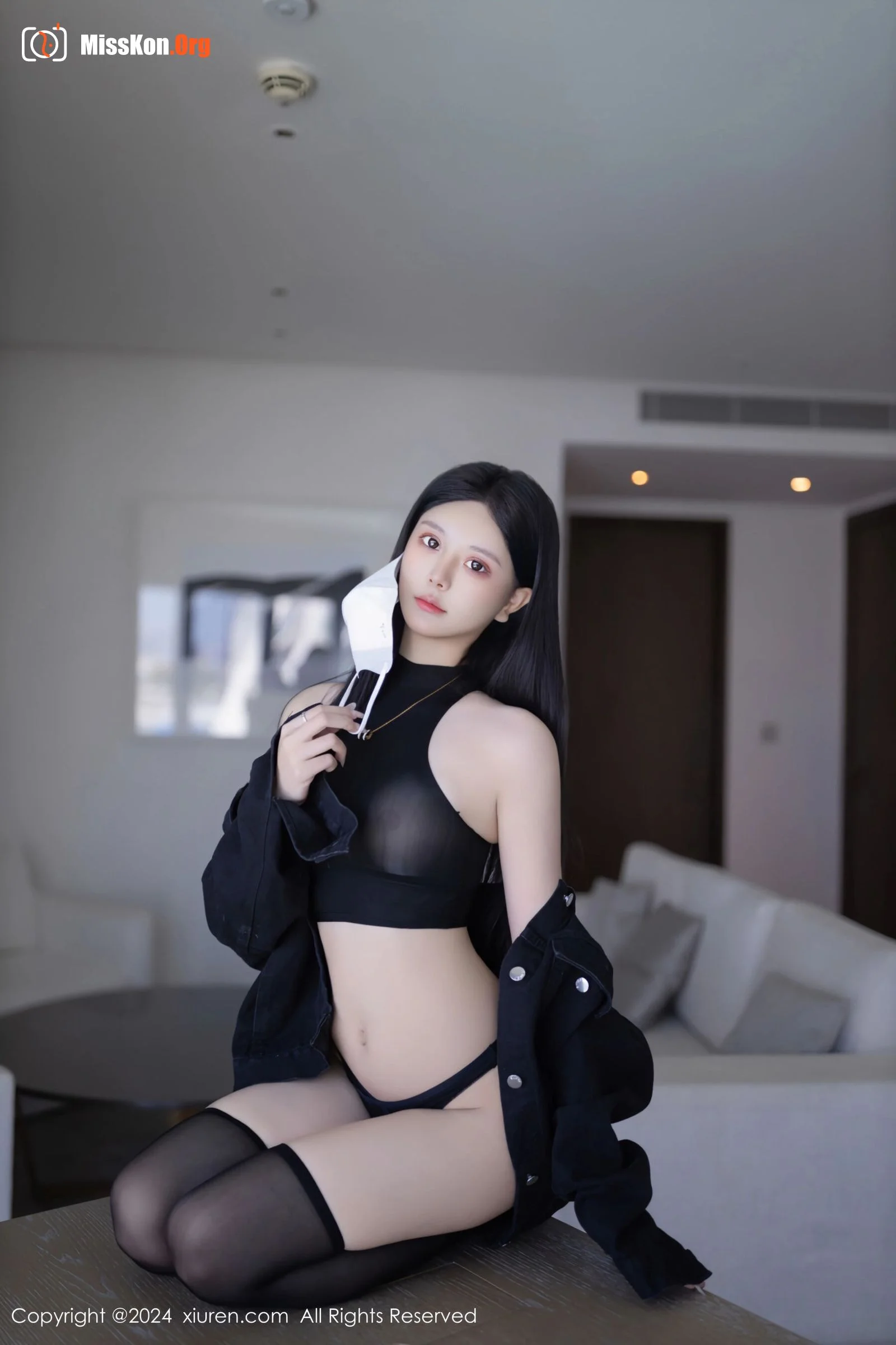 Young - Photo 40