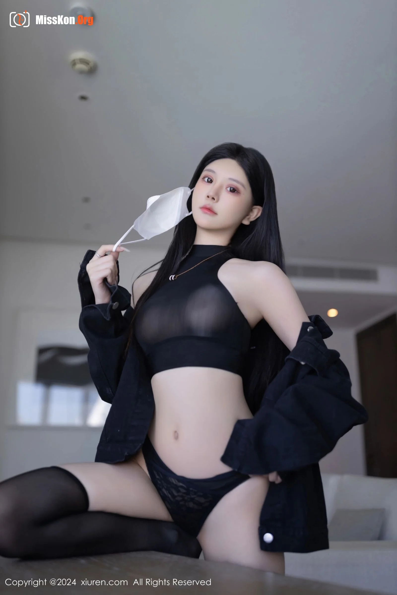 Young - Photo 43