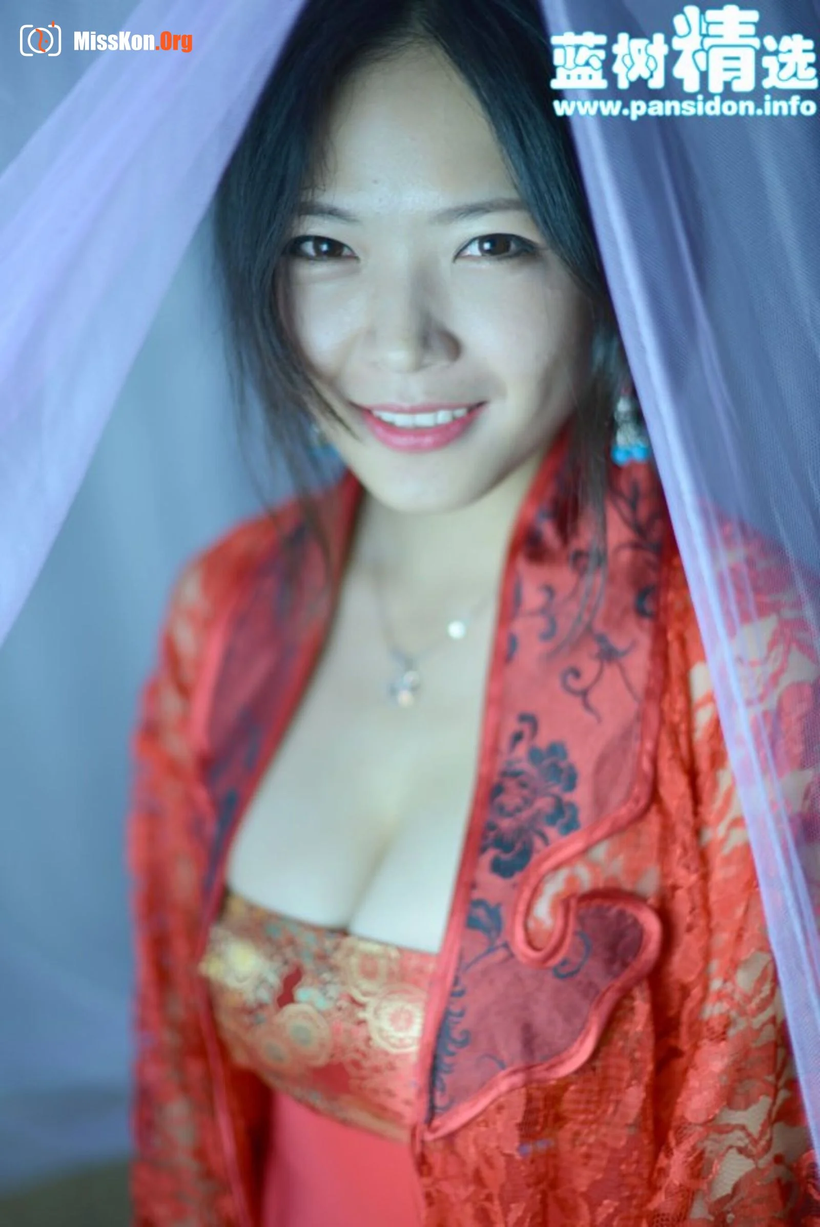 Yu Han - Photo 19