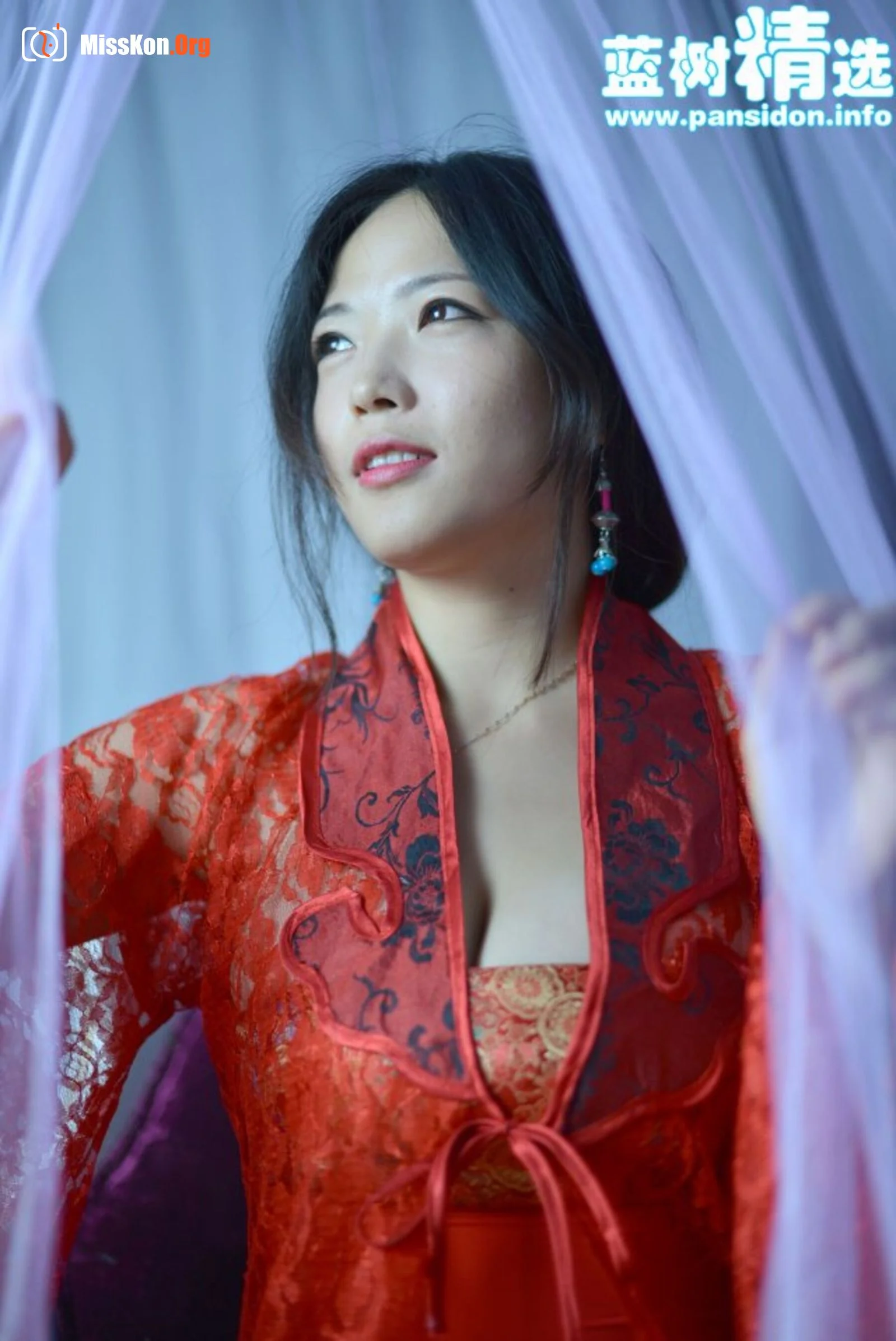 Yu Han - Photo 6