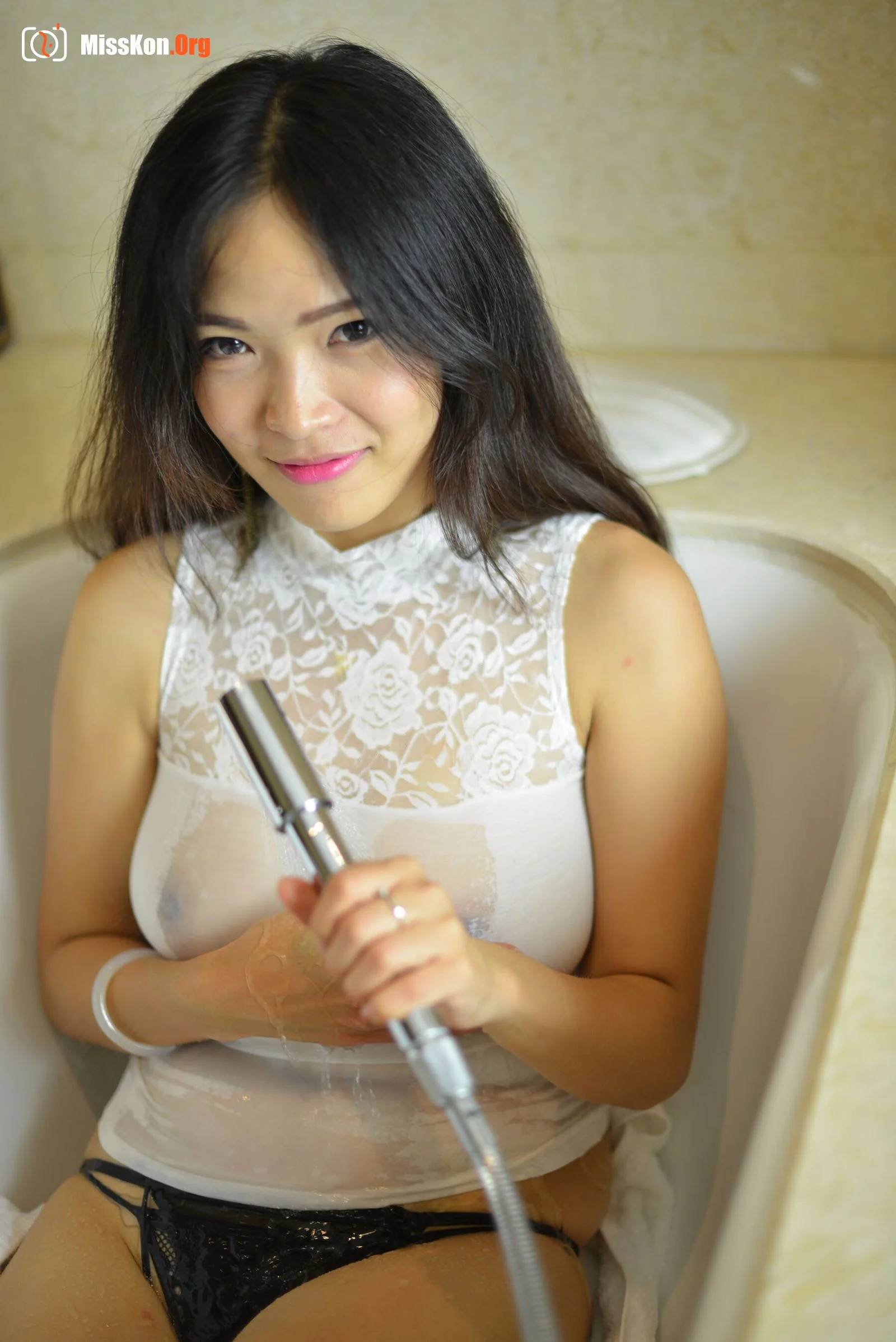 Yu Han - Photo 26
