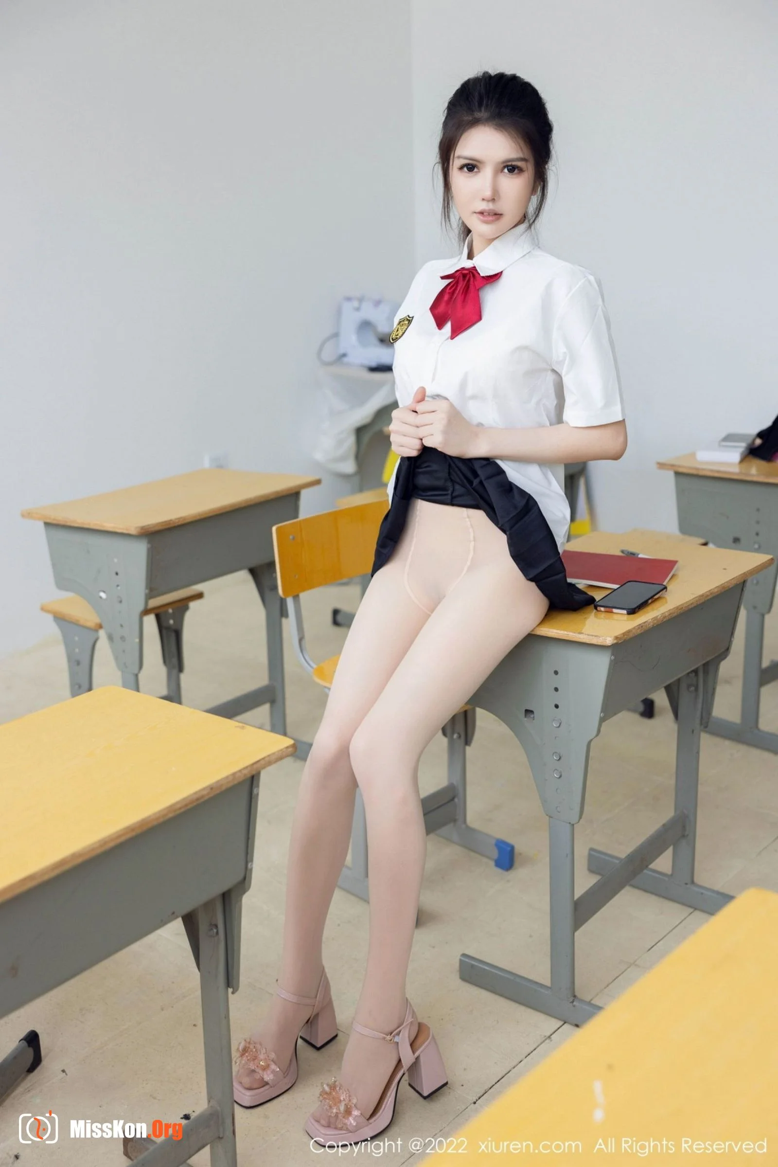 Yuanyuan Jiang - Photo 7