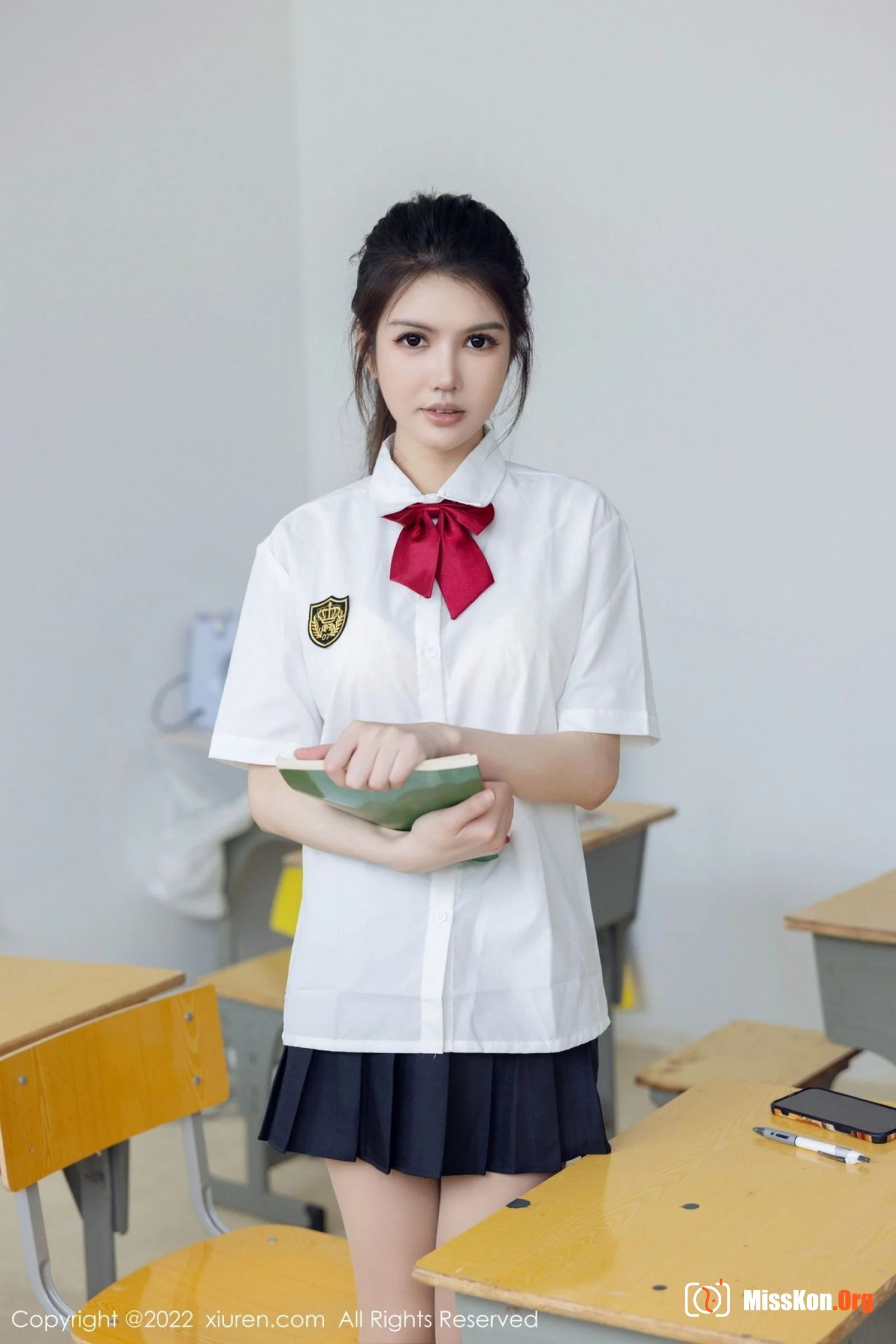 Yuanyuan Jiang - Photo 9