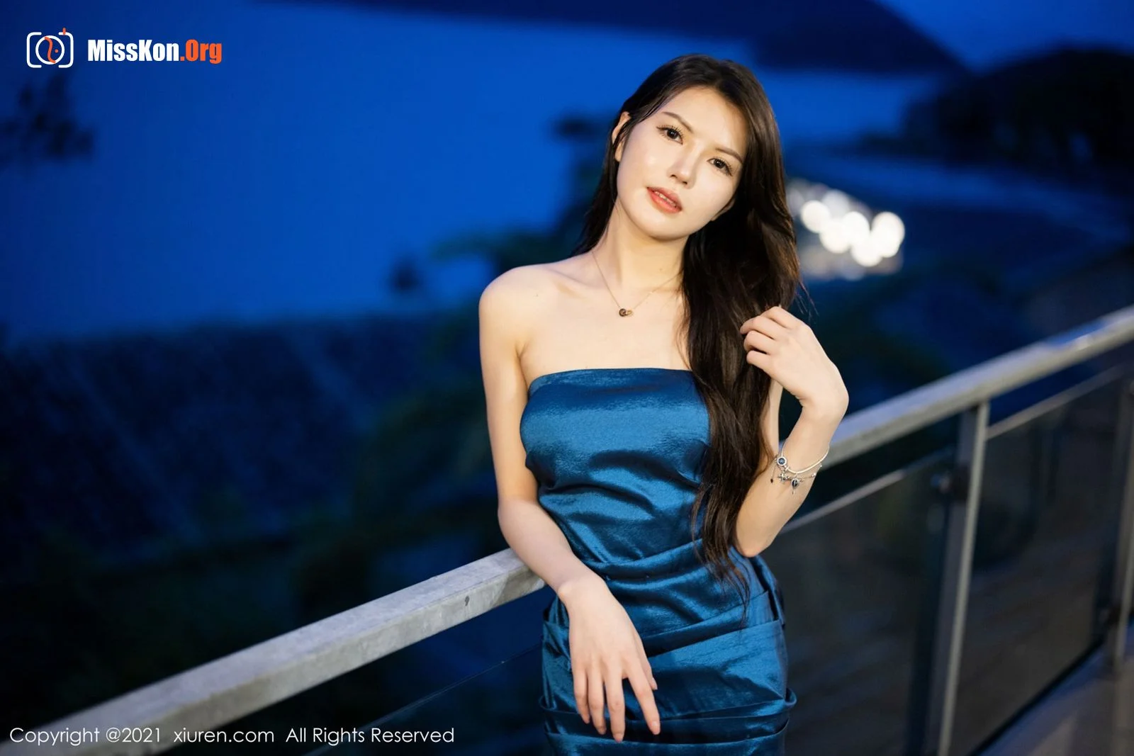 Yuanyuan Jiang - Photo 4