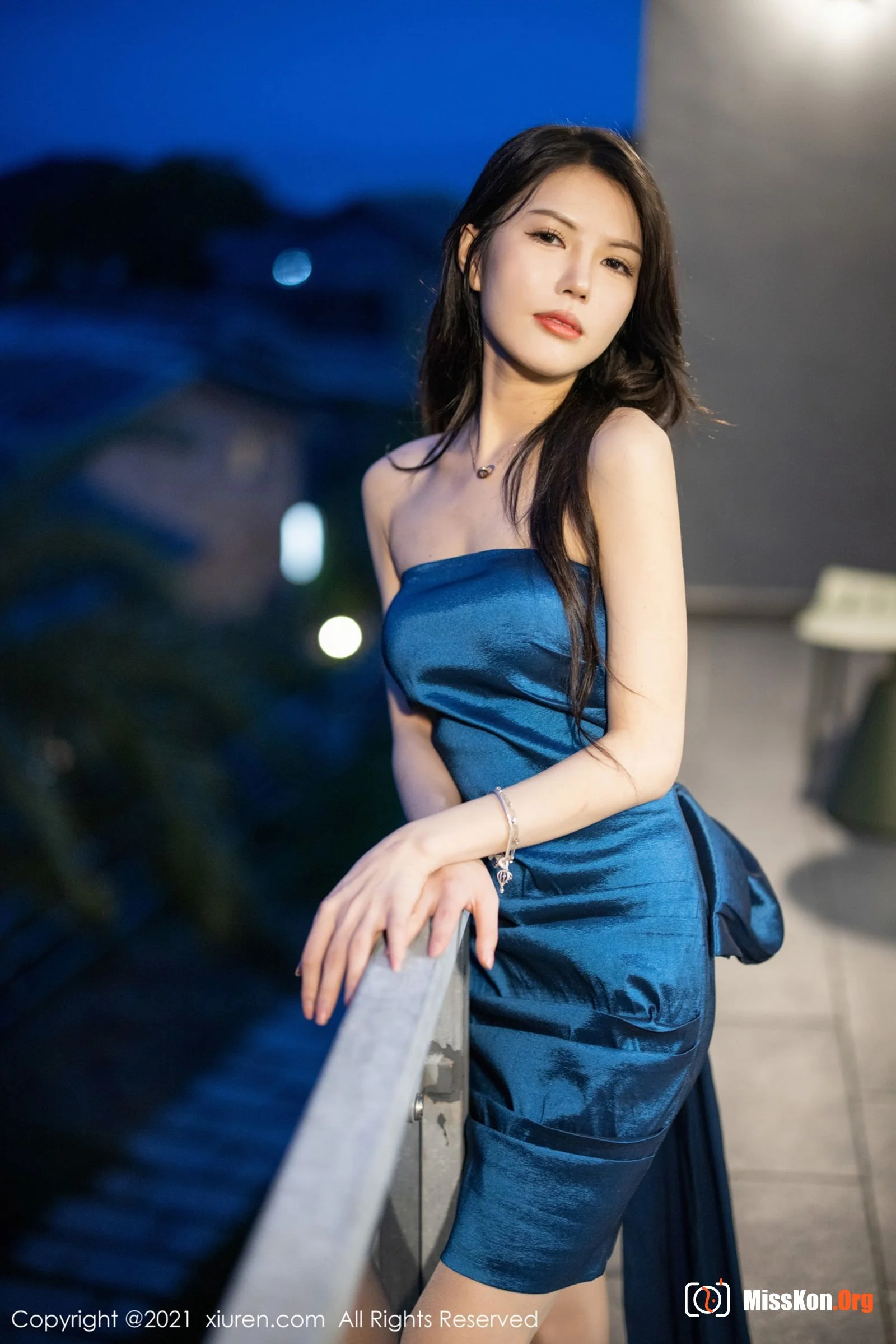 Yuanyuan Jiang - Photo 9