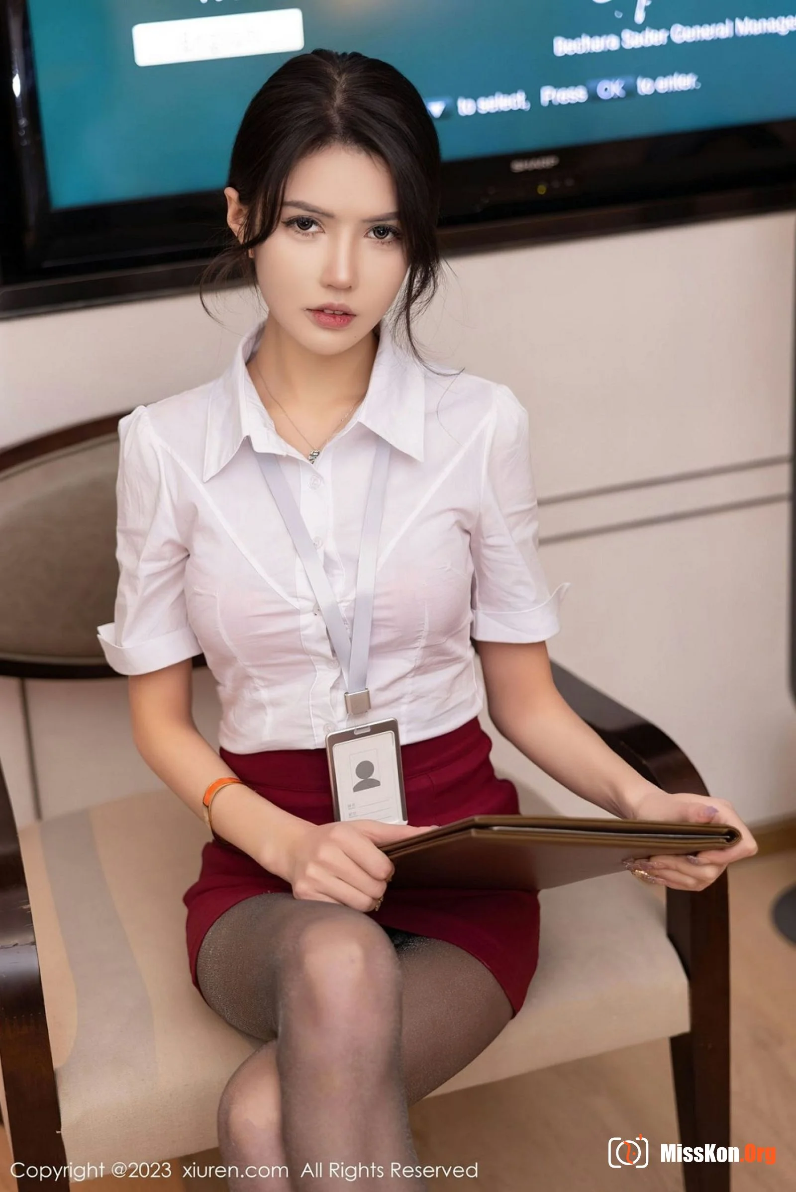 Yuanyuan Jiang - Photo 5