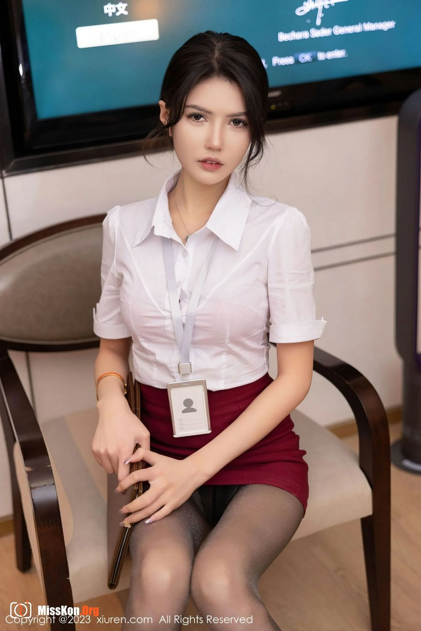Yuanyuan Jiang - Photo 8