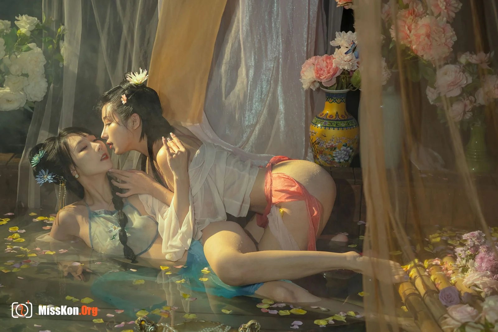Yun Xixi: Swimming pool - Photo 4