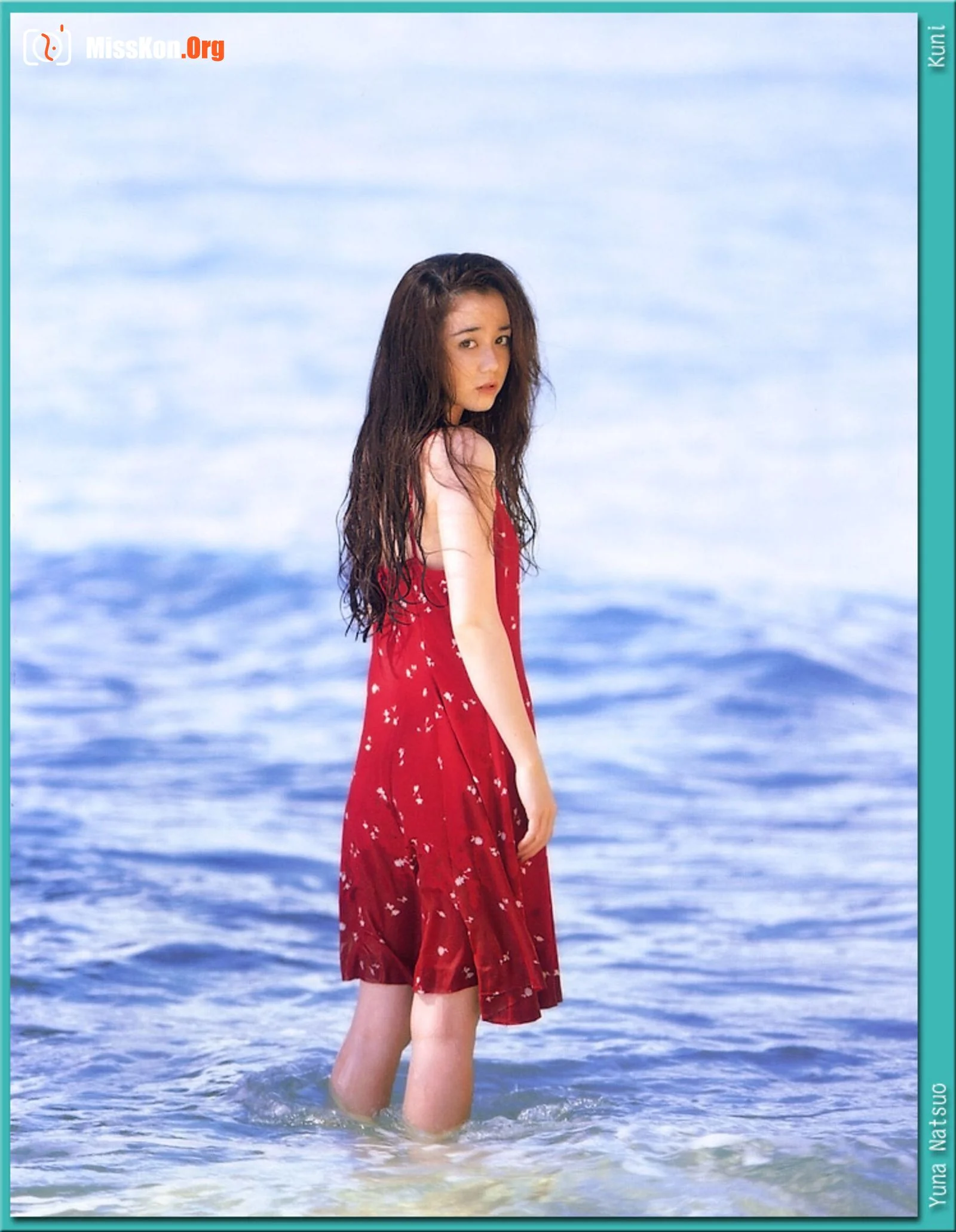 Yuna Natsuo - Photo 17