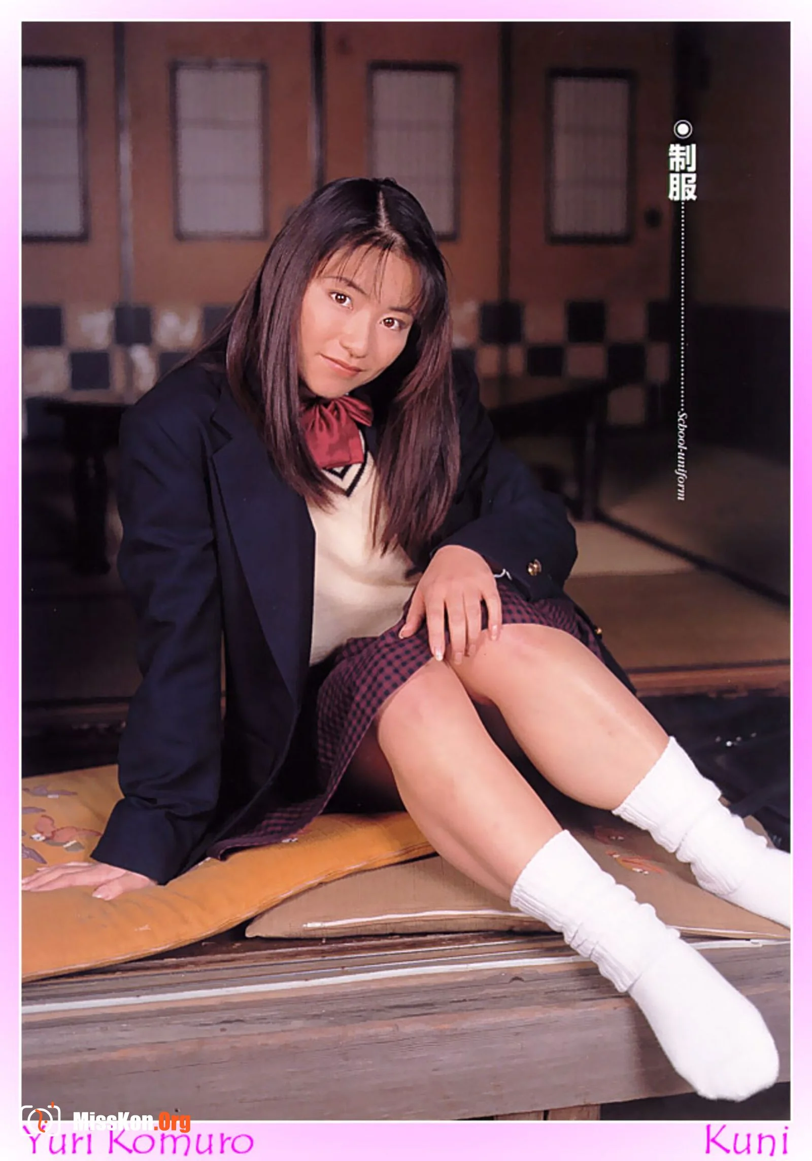 Yuri Komuro - Photo 4