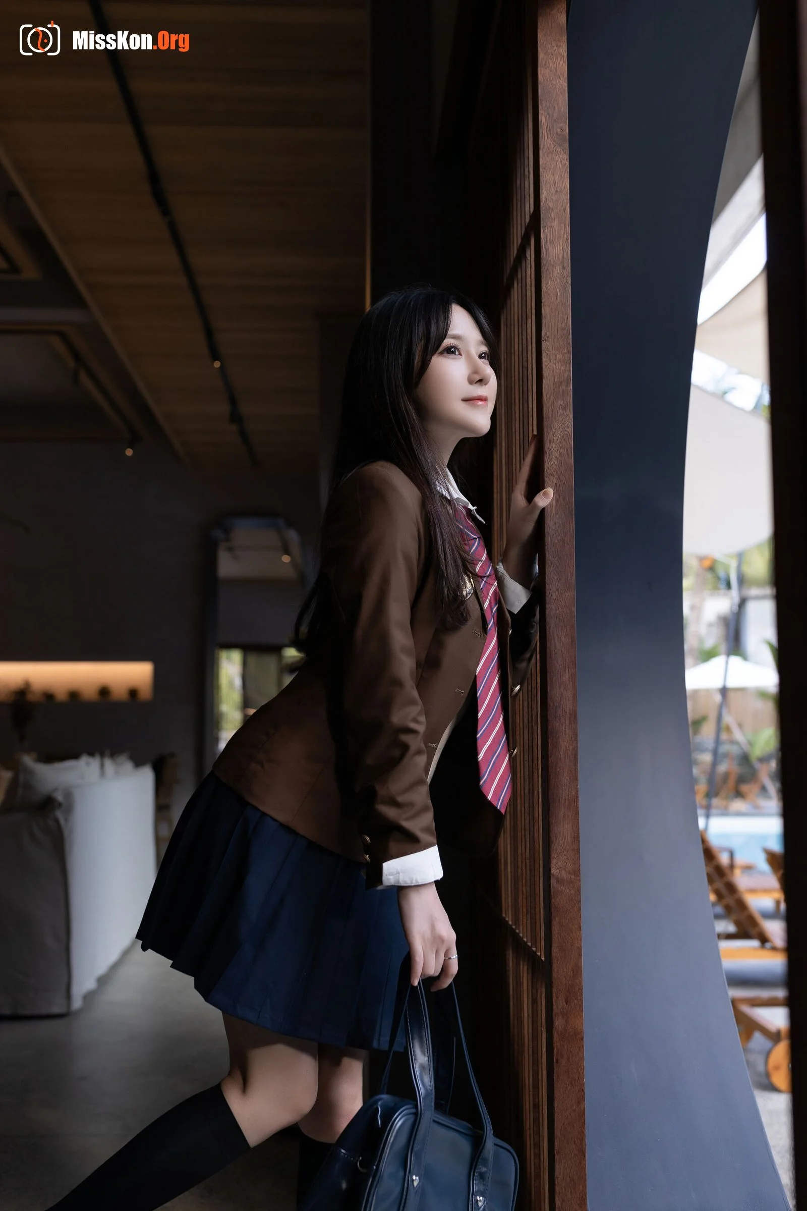 Yuzijiang Fish: Memoirs of an Outing - Photo 2