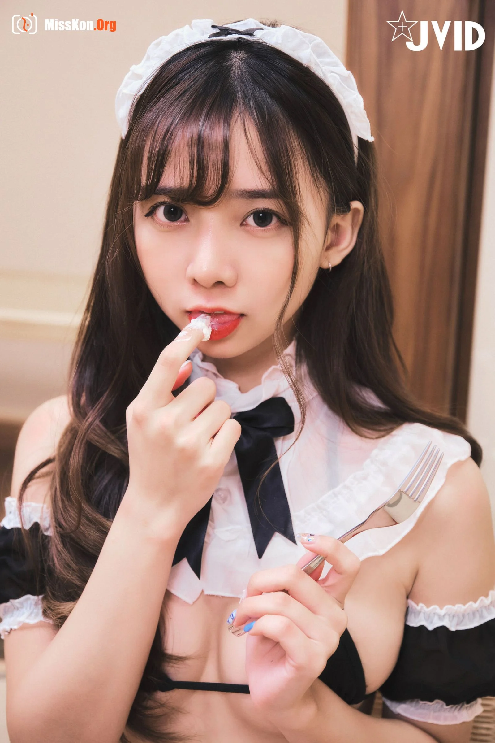 ZAZA: Maid - Photo 16