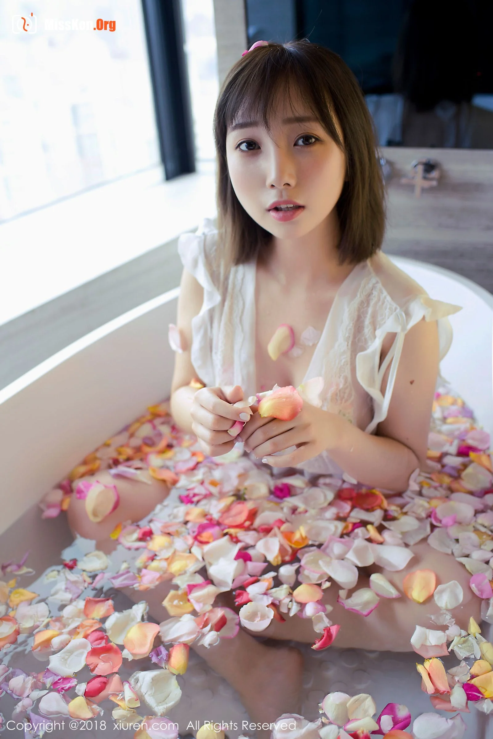 Zhi Eun - Photo 2