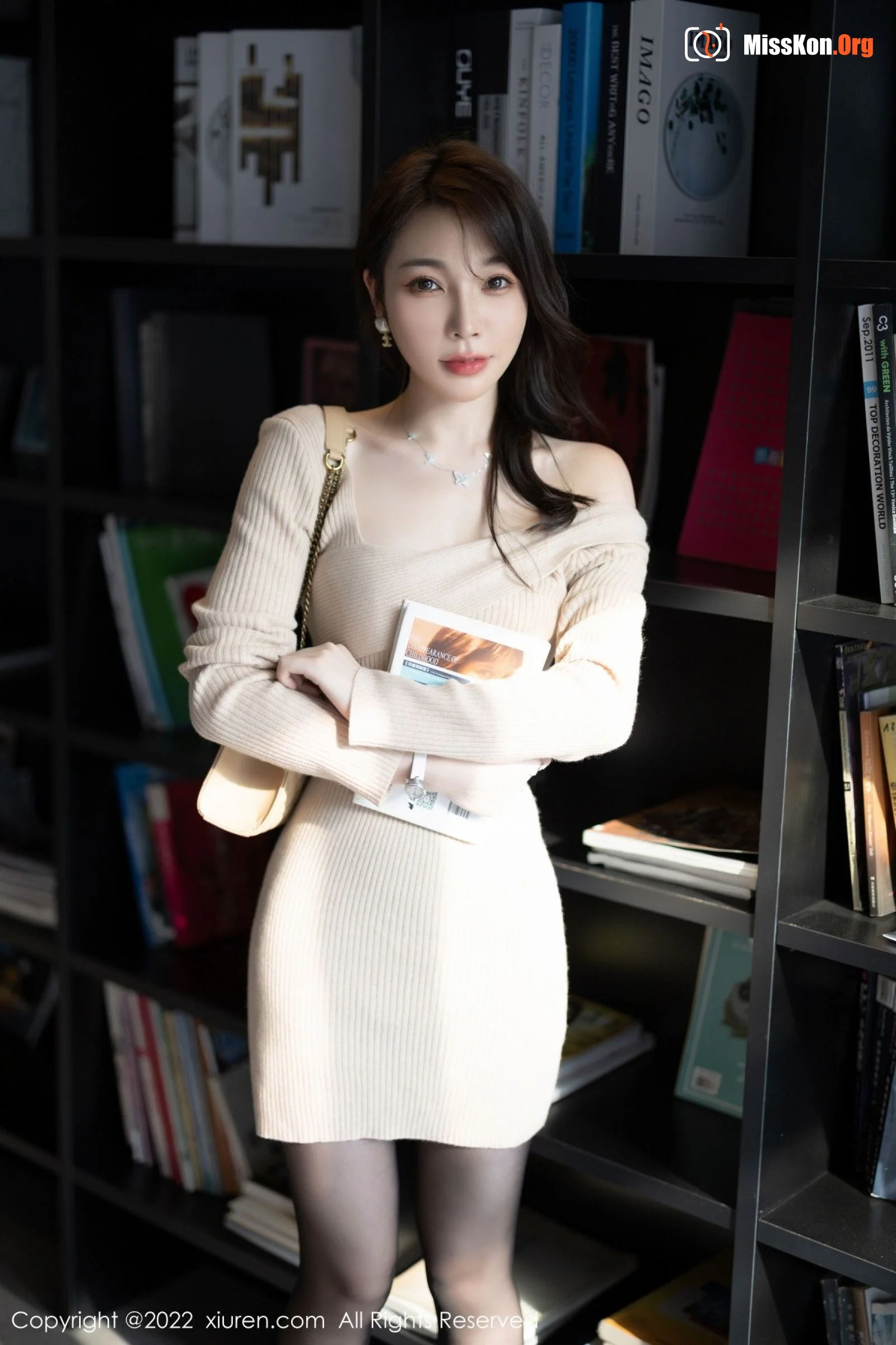 Zhizhi Booty - Photo 2