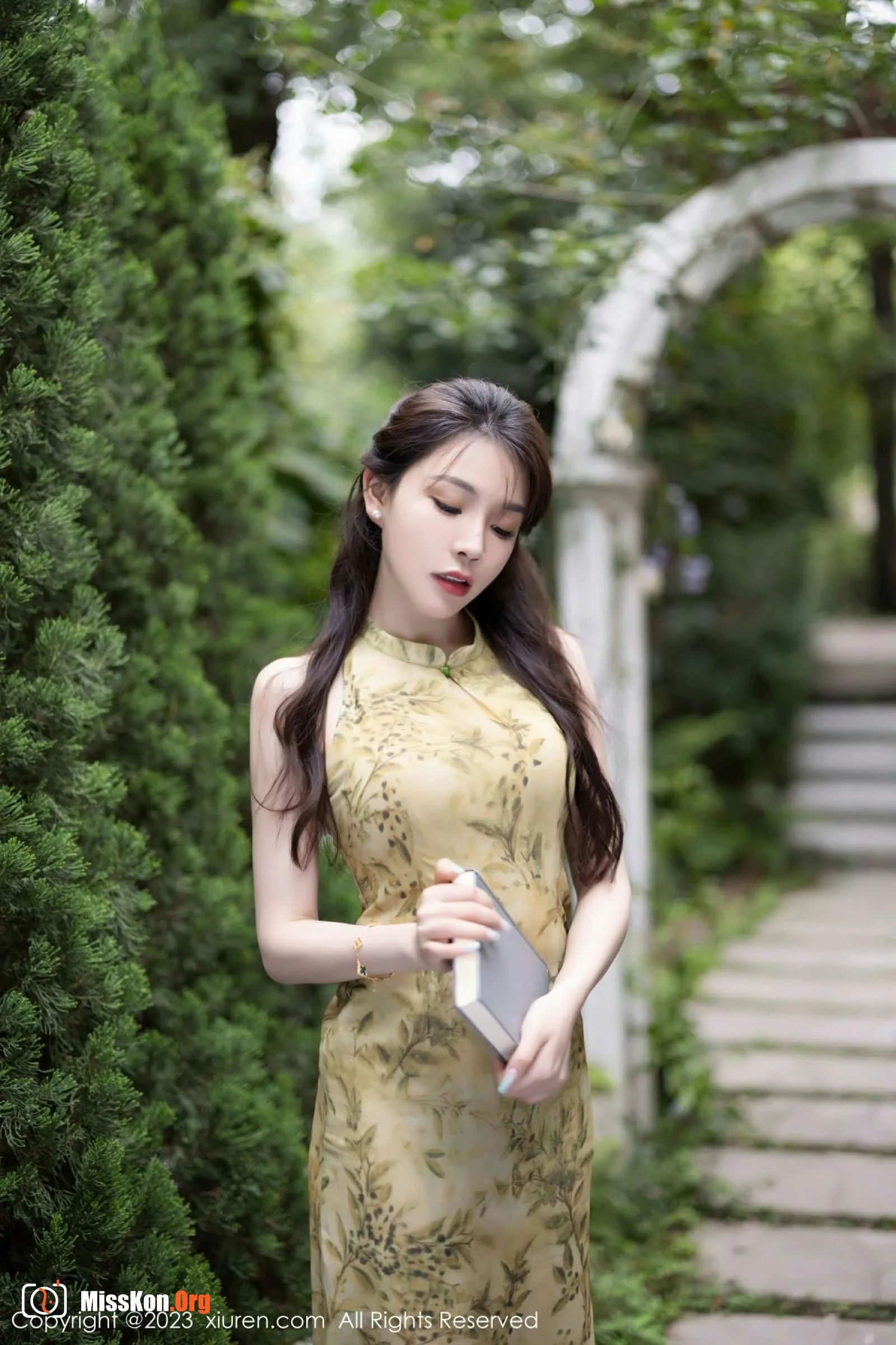 Zhizhi Booty - Photo 2