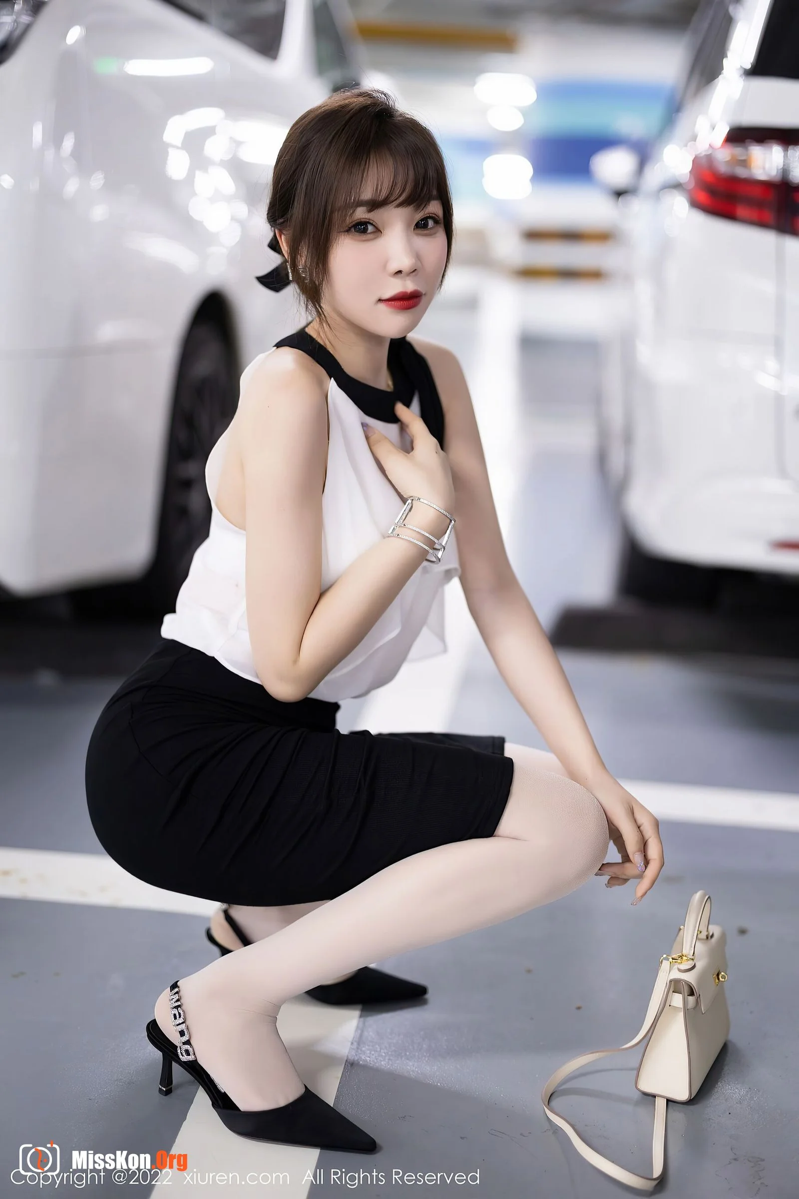 Zhizhi Booty - Photo 6