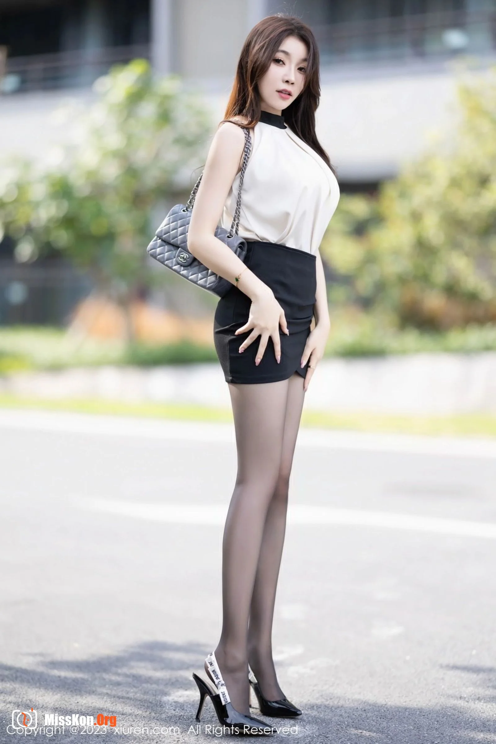 Zhizhi Booty - Photo 2