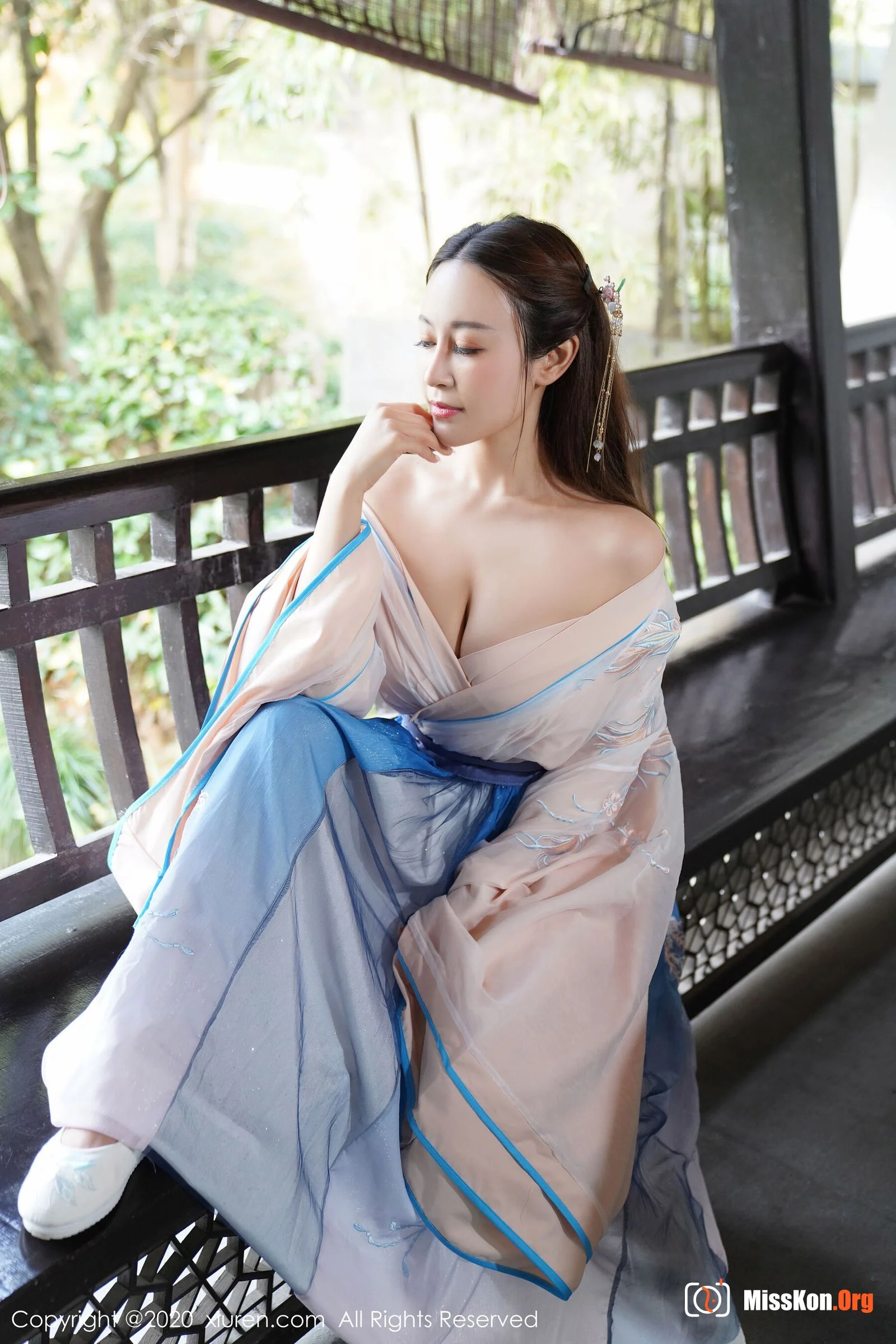 Zhou Jingkong - Photo 15