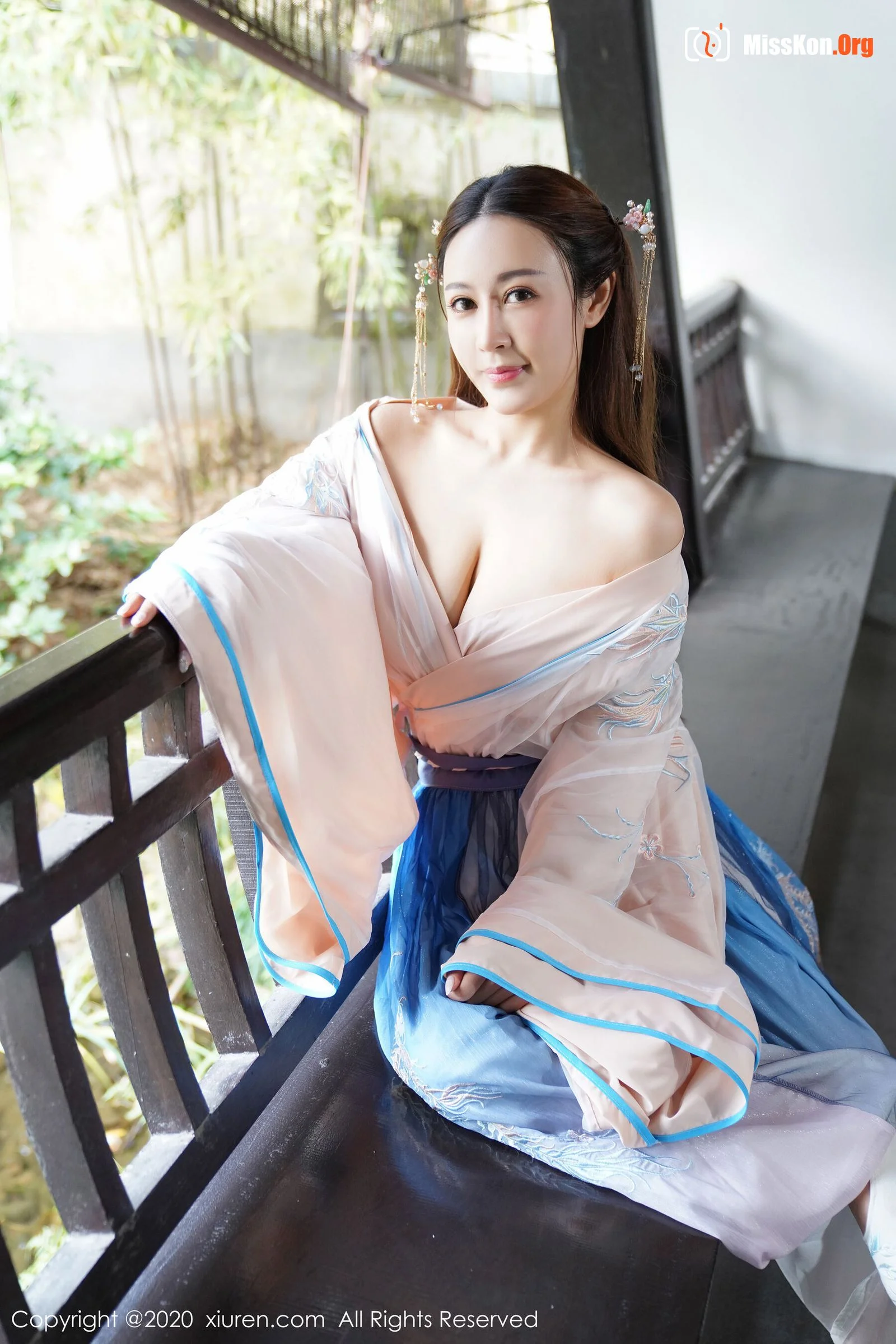 Zhou Jingkong - Photo 16