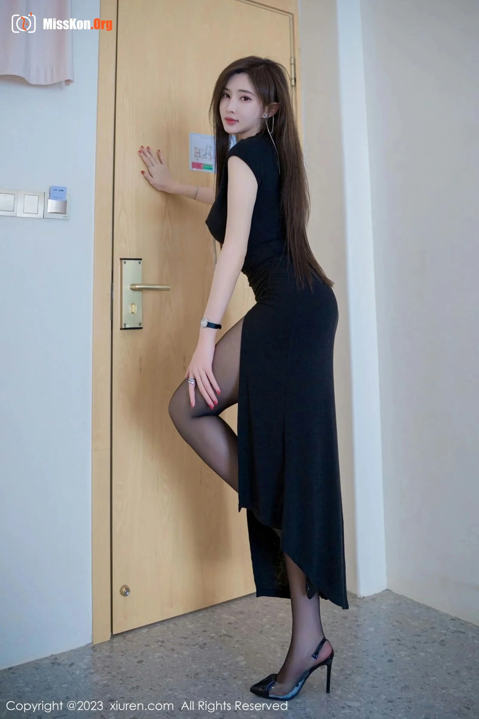Zhou Yanxi - Photo 2