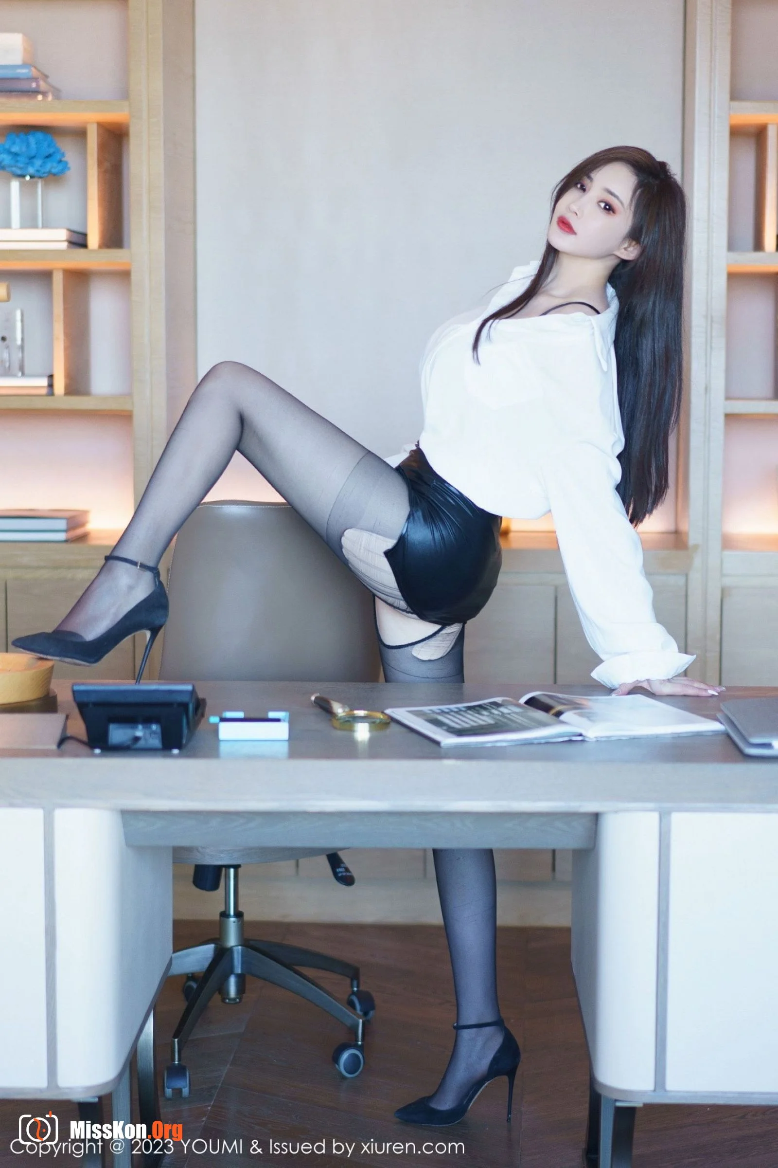 Zhou Yanxi - Photo 3