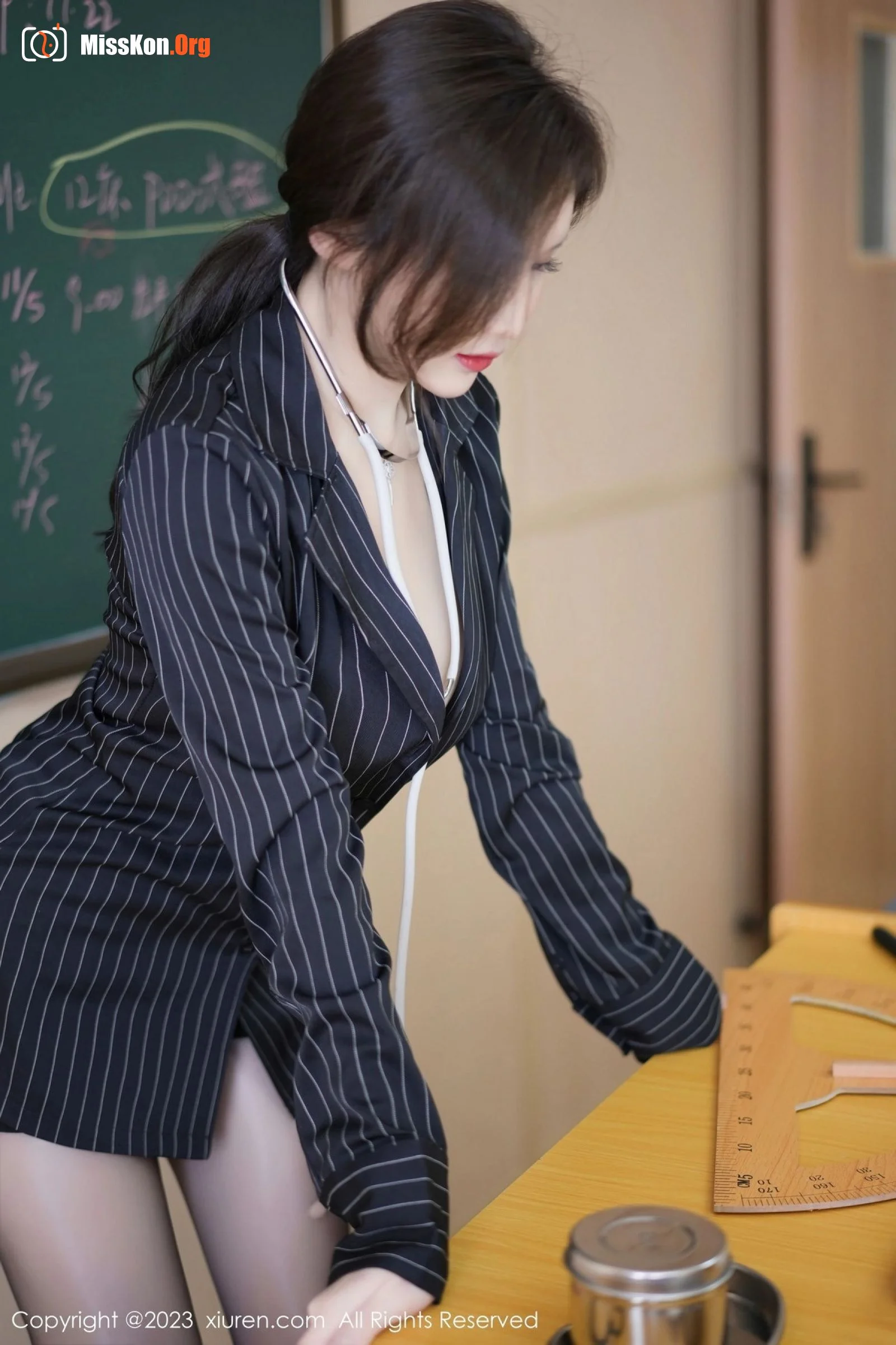 Zhou Yanxi - Photo 4