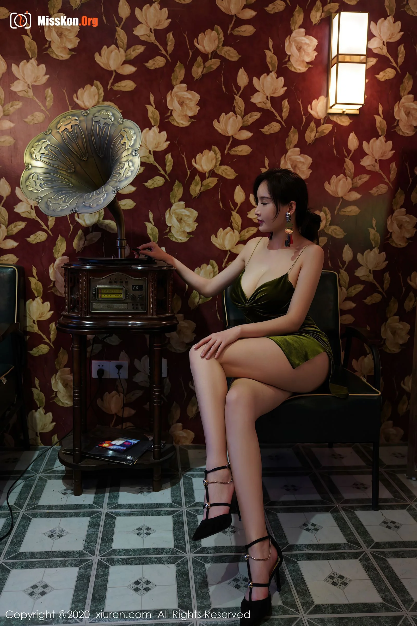 Zhou Yanxi - Photo 40