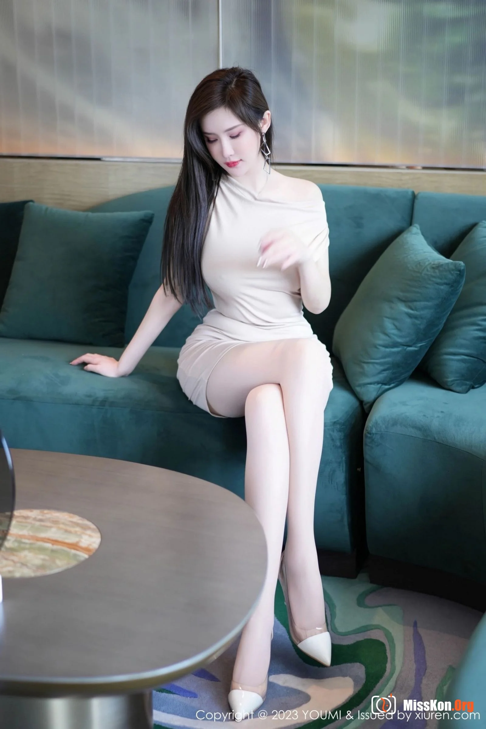 Zhou Yanxi - Photo 2