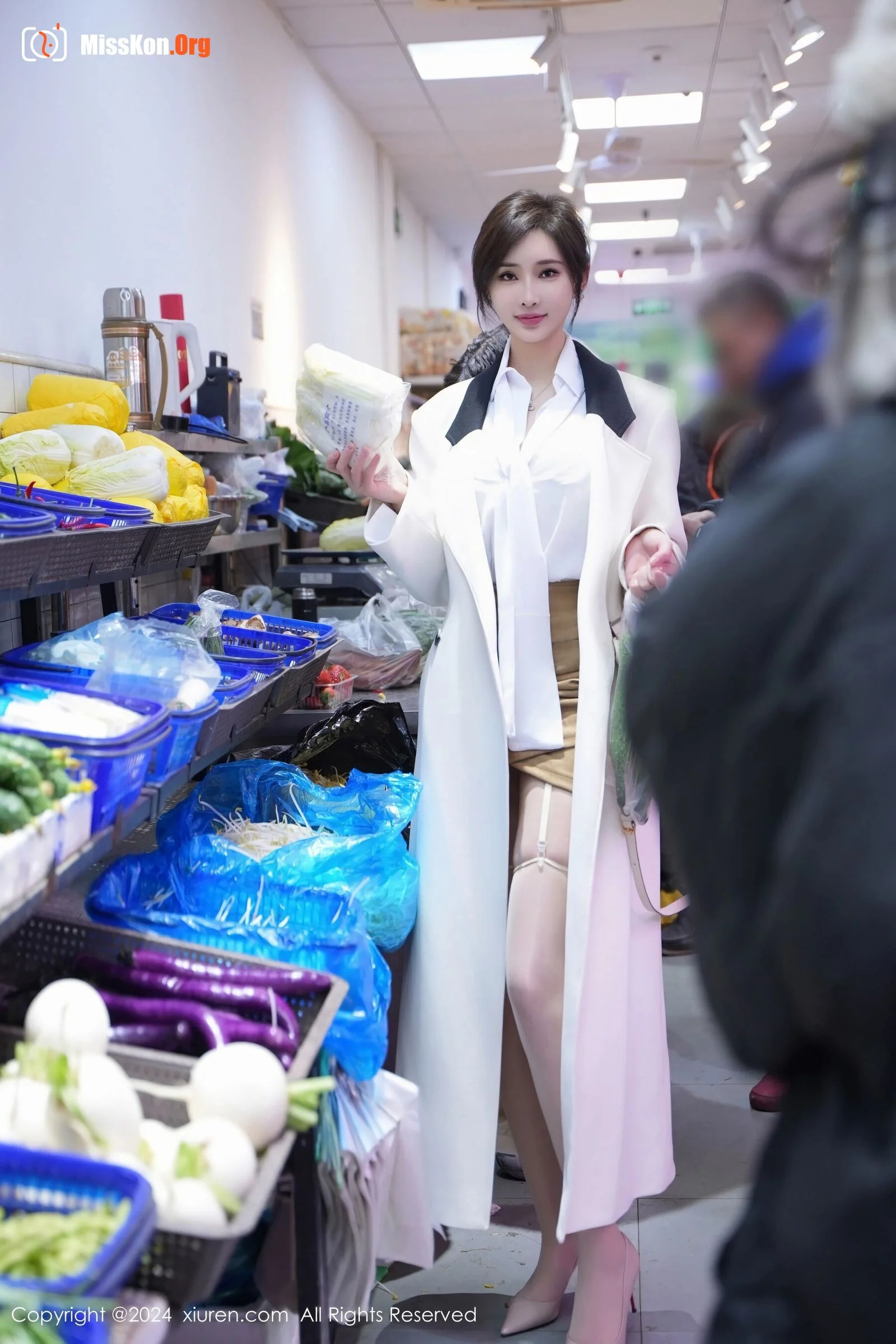 Zhou Yanxi - Photo 13