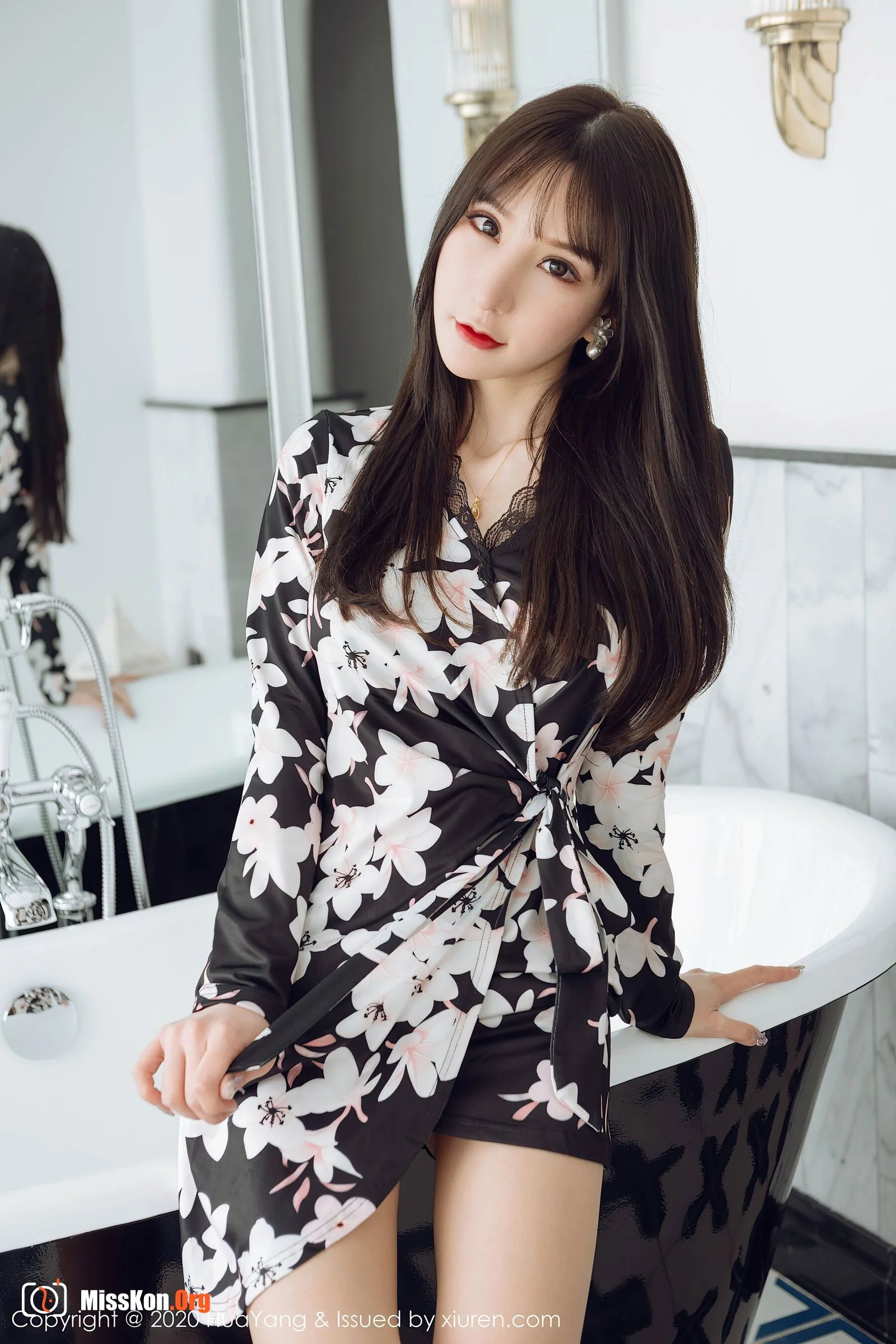 Zhou Yuxi - Photo 2