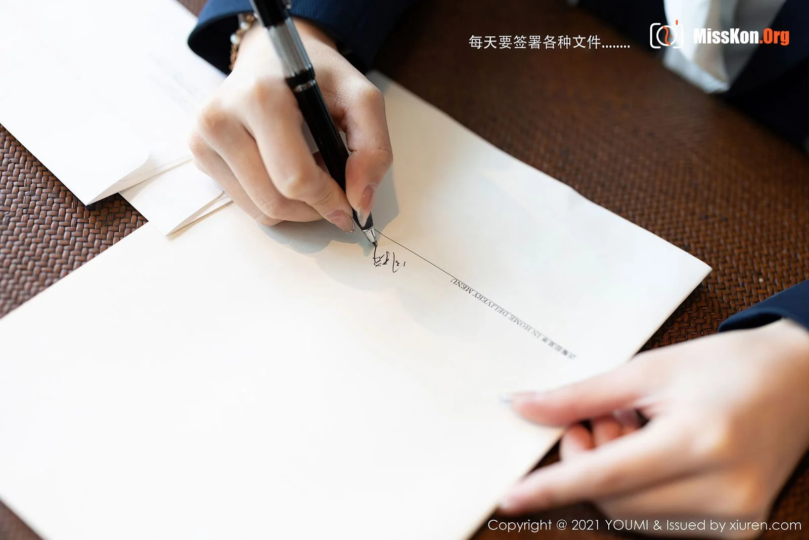 Zhou Yuxi - Photo 3