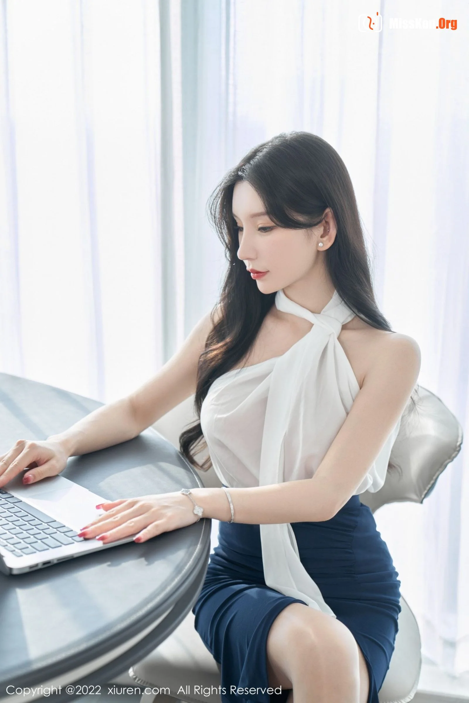 Zhou Yuxi - Photo 2