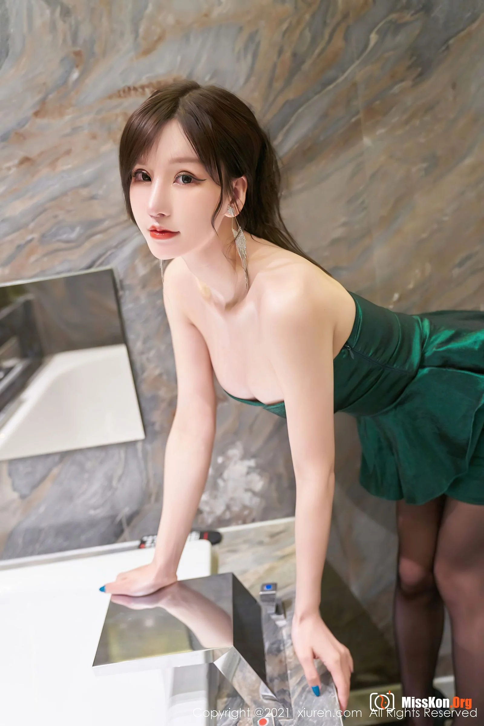 Zhou Yuxi - Photo 20