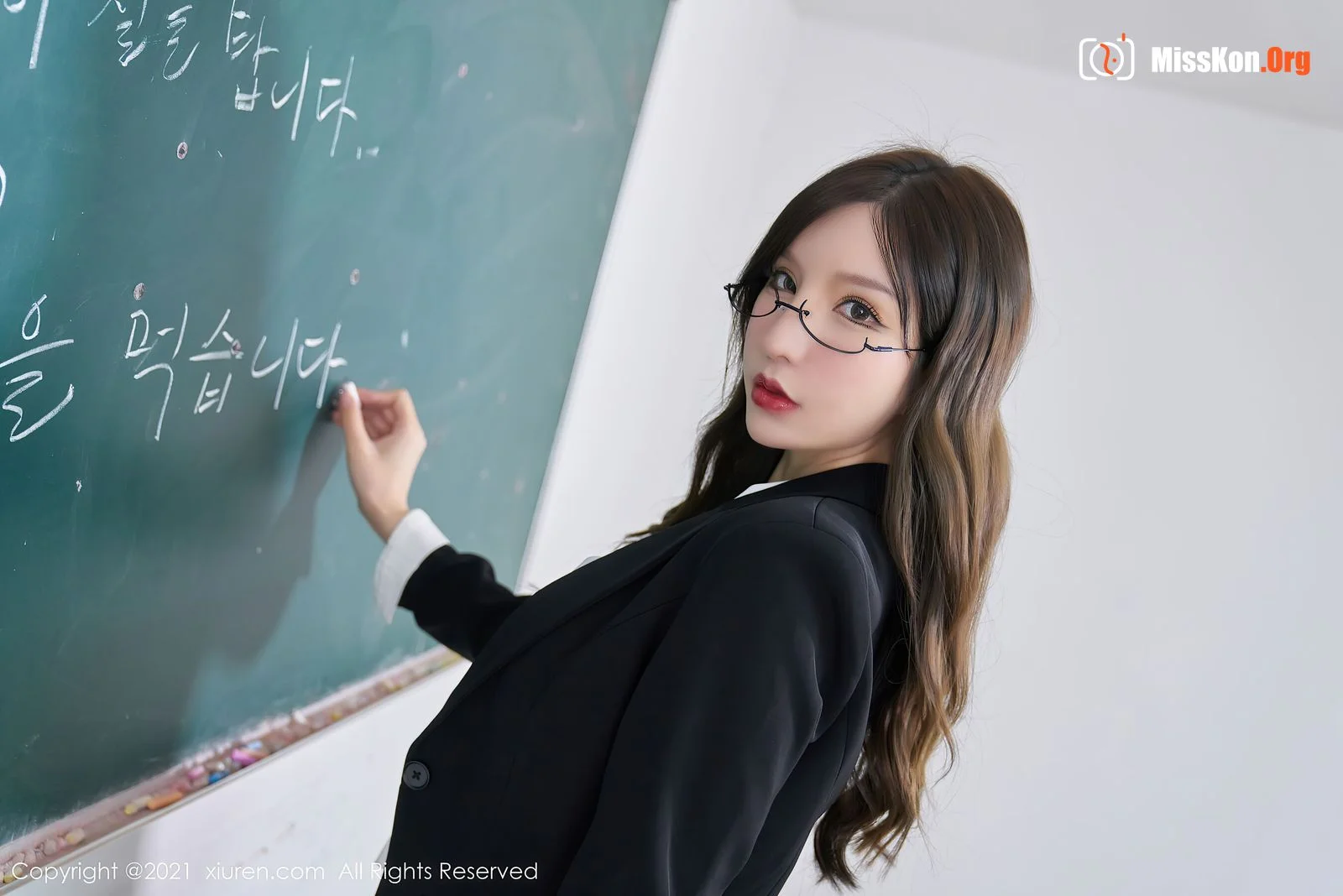 Zhou Yuxi Sandy - Photo 11
