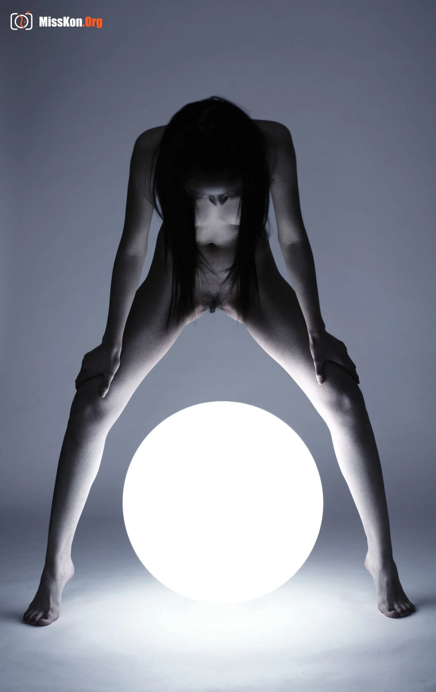 Zhu Qian: Girl next to crystal ball (2009-01-19) - Photo 16