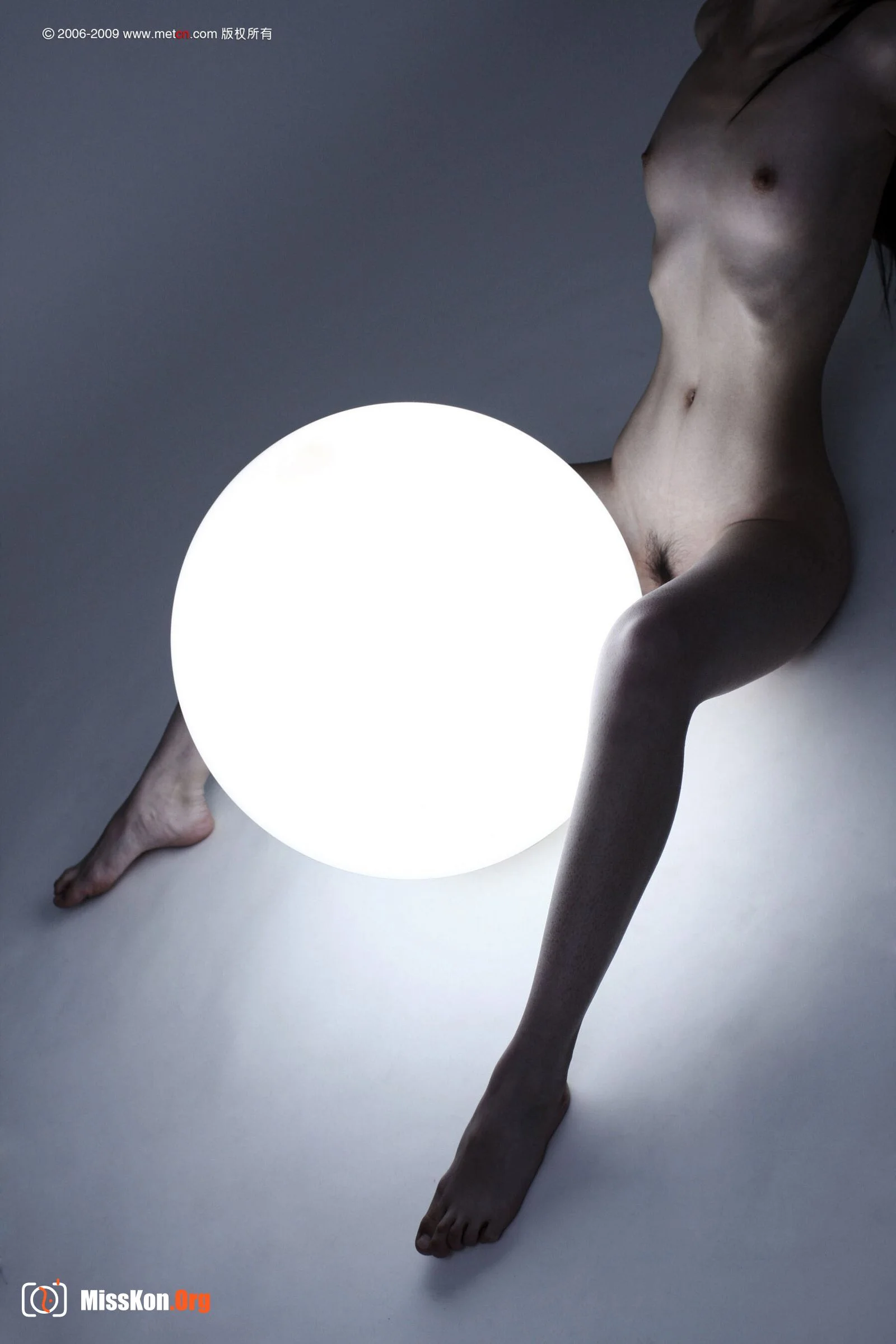 Zhu Qian: Girl next to crystal ball (2009-01-19) - Photo 6