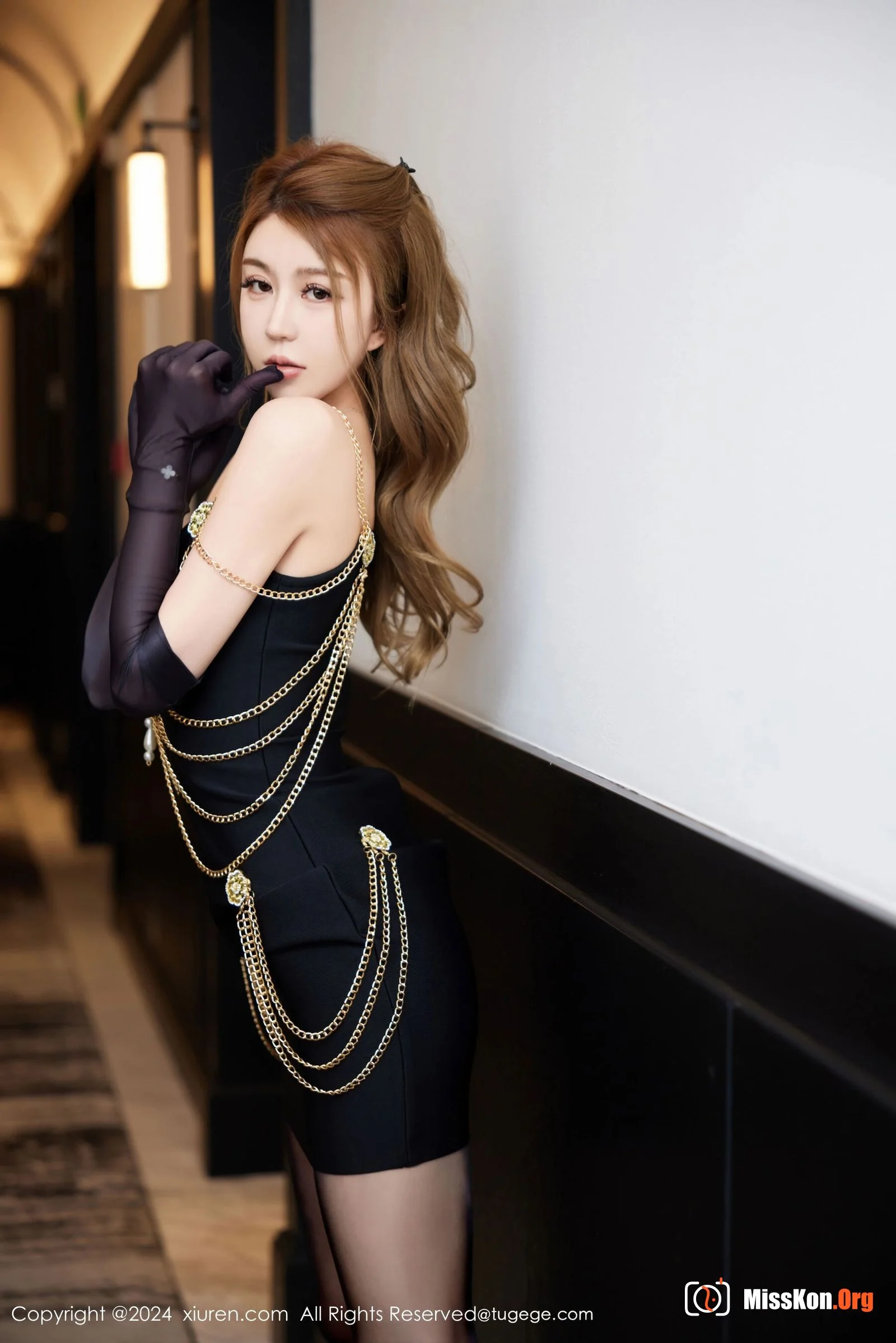 Zoe - Photo 10