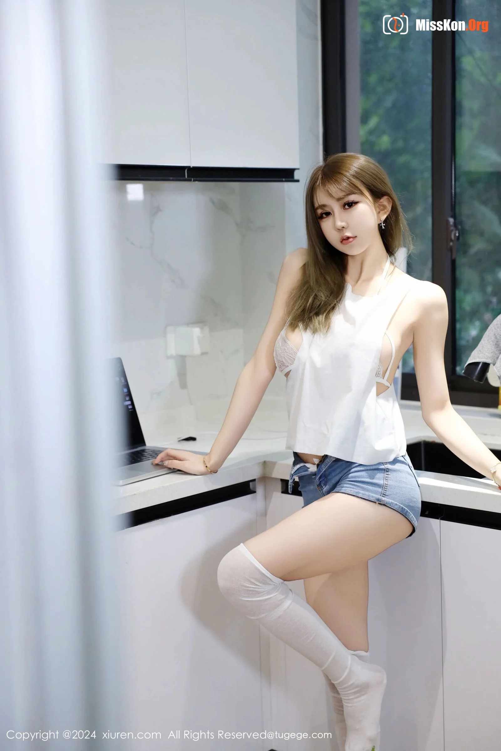 Zoe - Photo 17