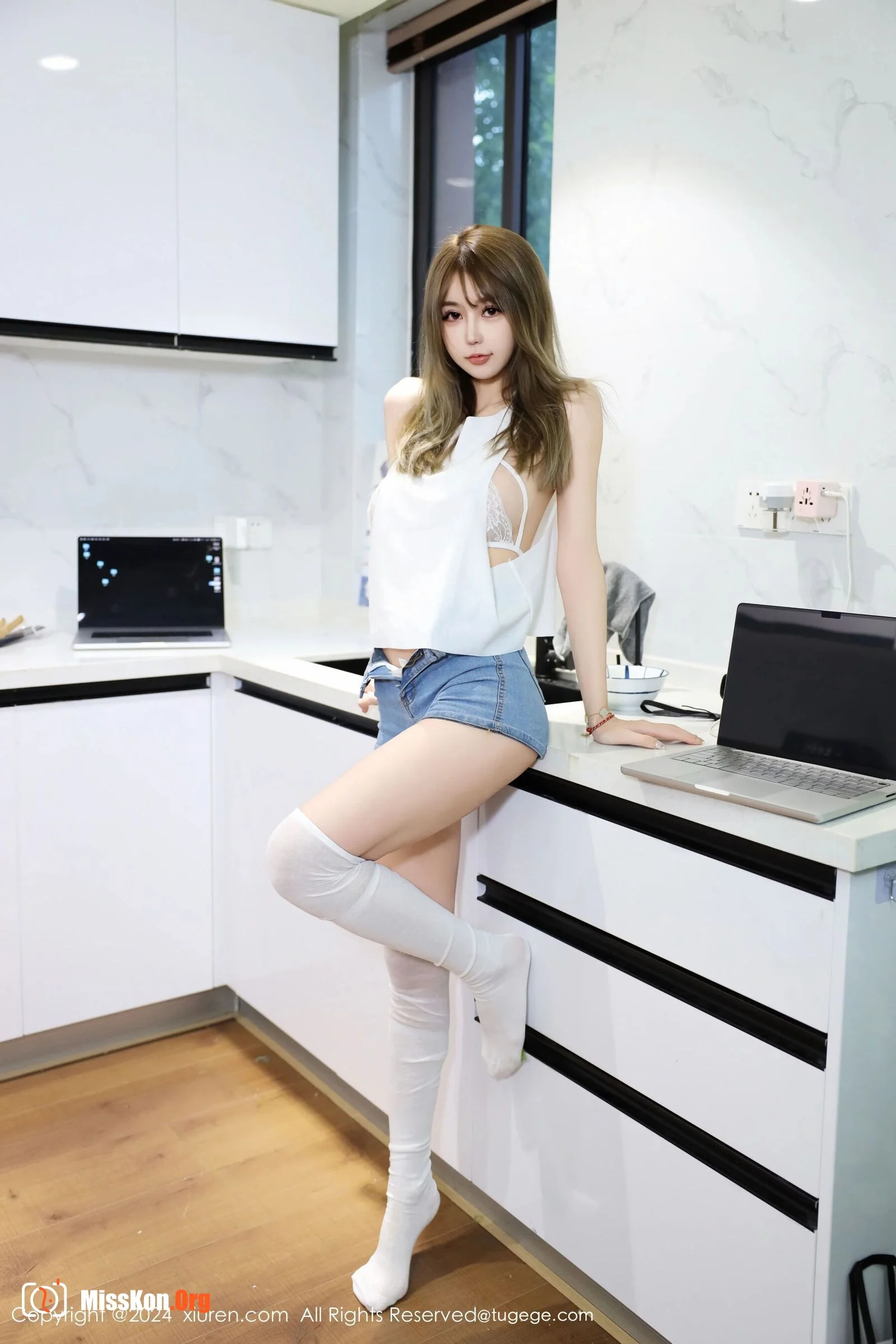 Zoe - Photo 2