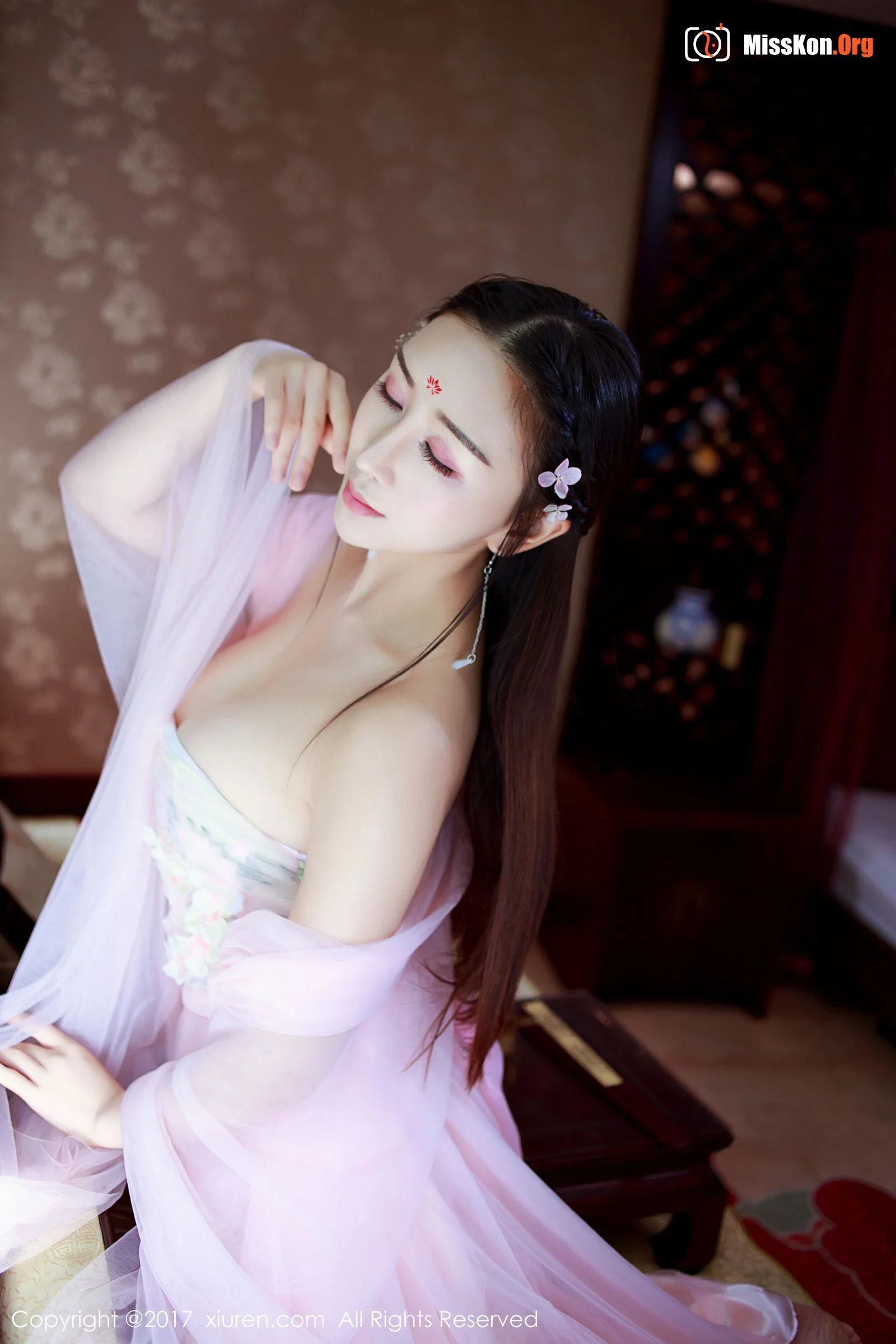 Zou Jingjing - Photo 10