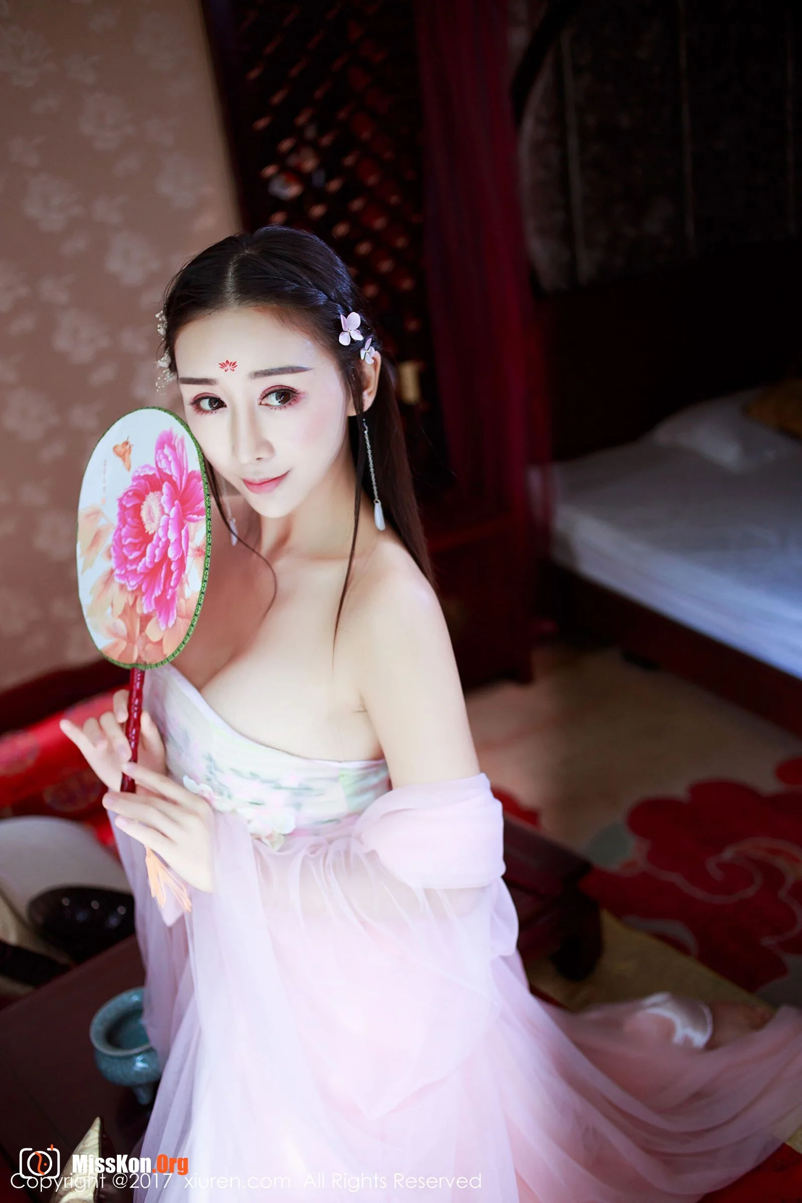 Zou Jingjing - Photo 12